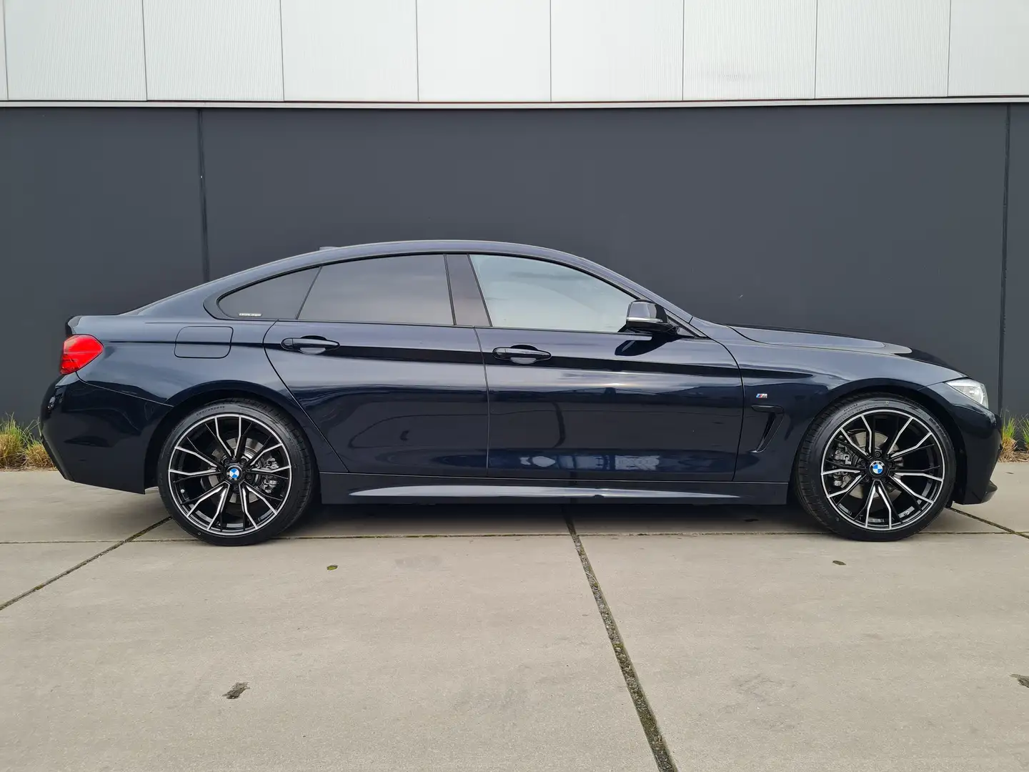 BMW 420 dAS*AUT.*M-SPORTPAKKET*HUD*CAMERA*OPEN DAK*HIFI* Noir - 2