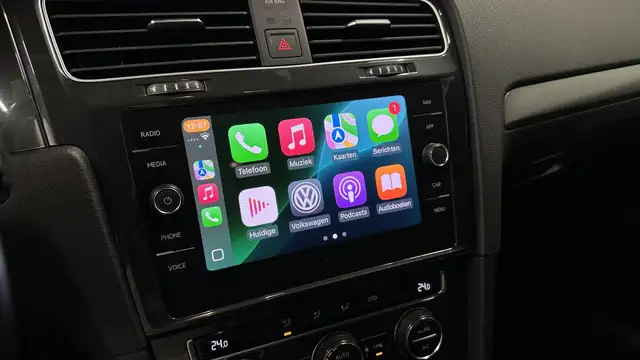 Volkswagen Golf view 7