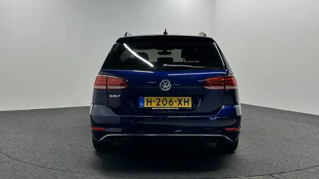 Volkswagen Golf view 12