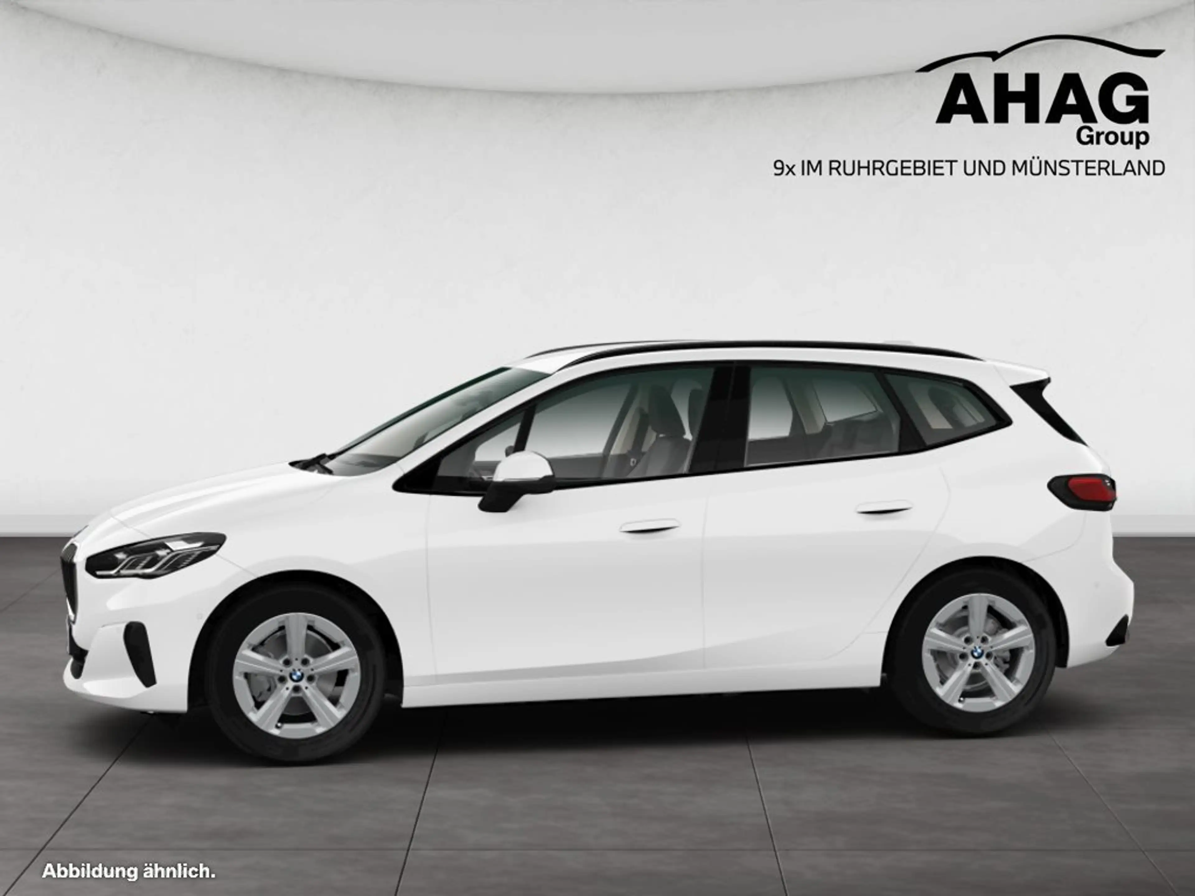 BMW 220 i Active Tourer — photo 5
