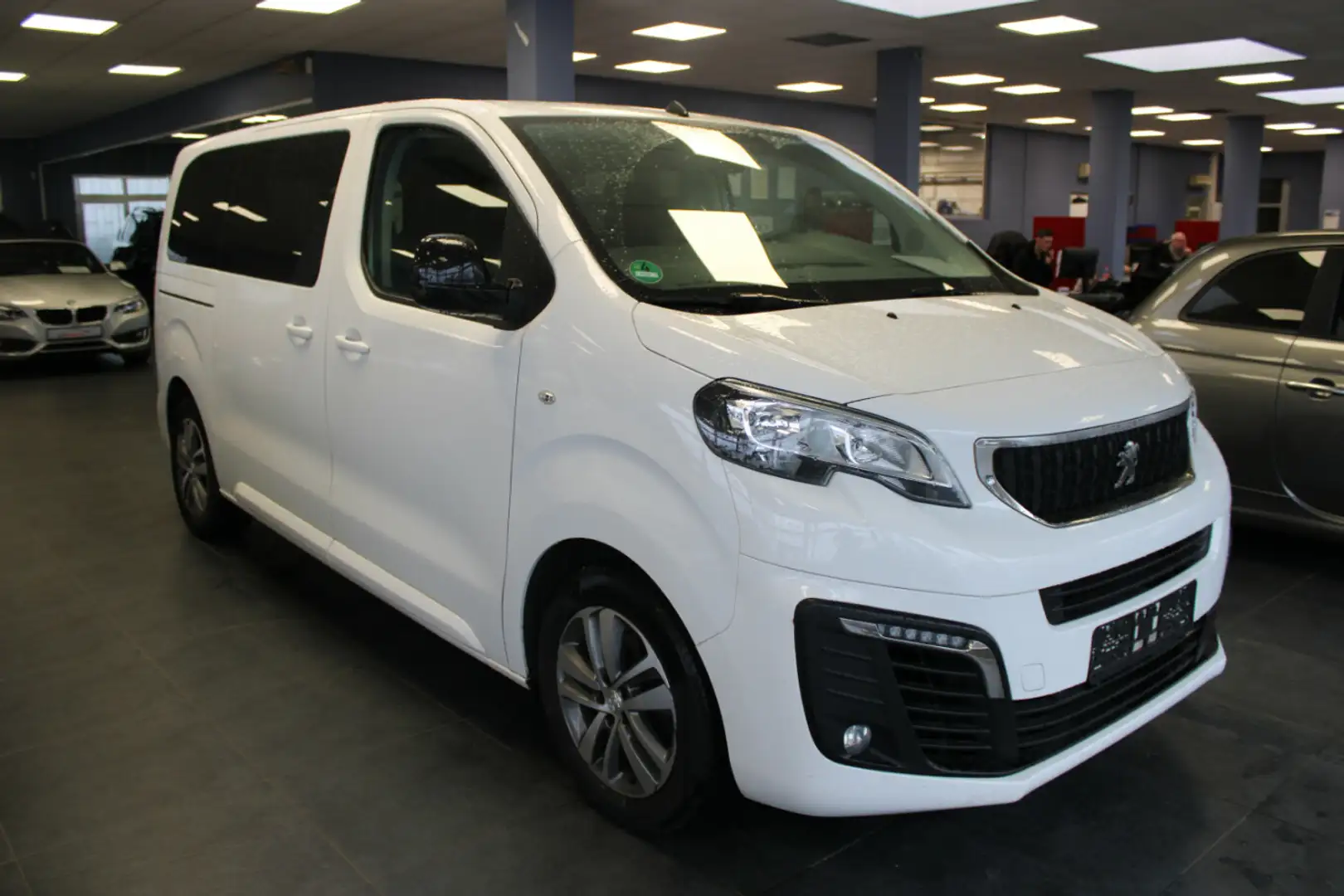 Peugeot Traveller L2 2.0 Aut. Active 8-Sitzer Blanco - 1