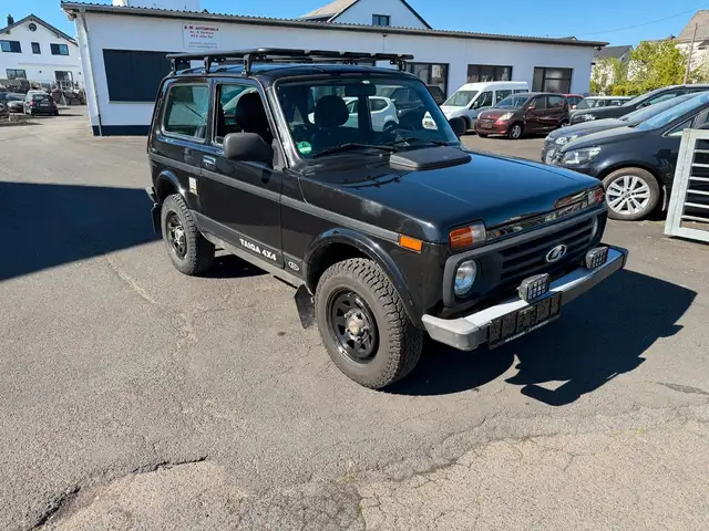 Lada Niva Taiga 4X4 1.Hand