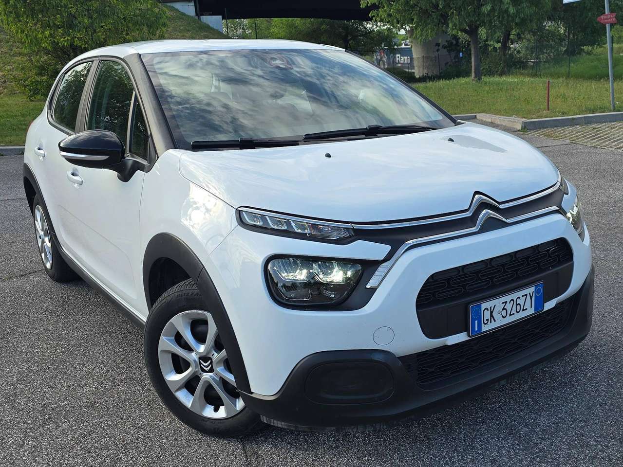 Citroen C3 C3 1.5 bluehdi Feel Pack sCITROEN C3 / 2022 / 5P / BERLINA BLUEHDI 100 SeS BUSINESS COMBI