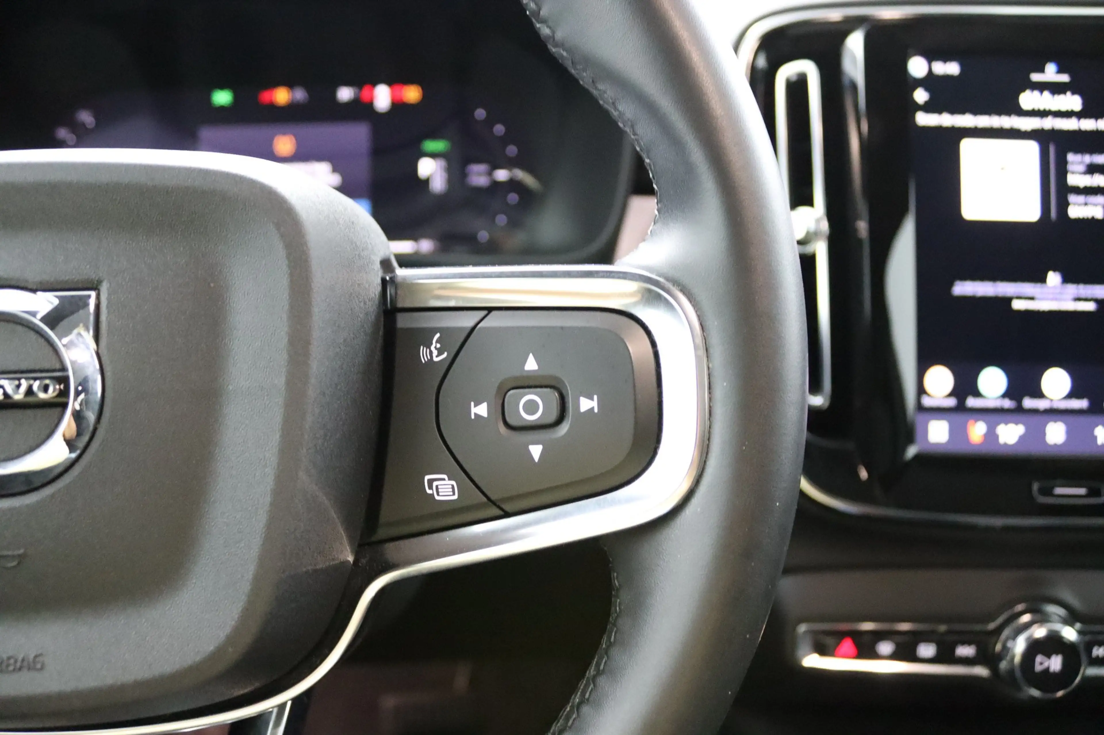 Volvo C40 Recharge Plus 69 kWh | Comfortstoel(en) | Cruise c — photo 20