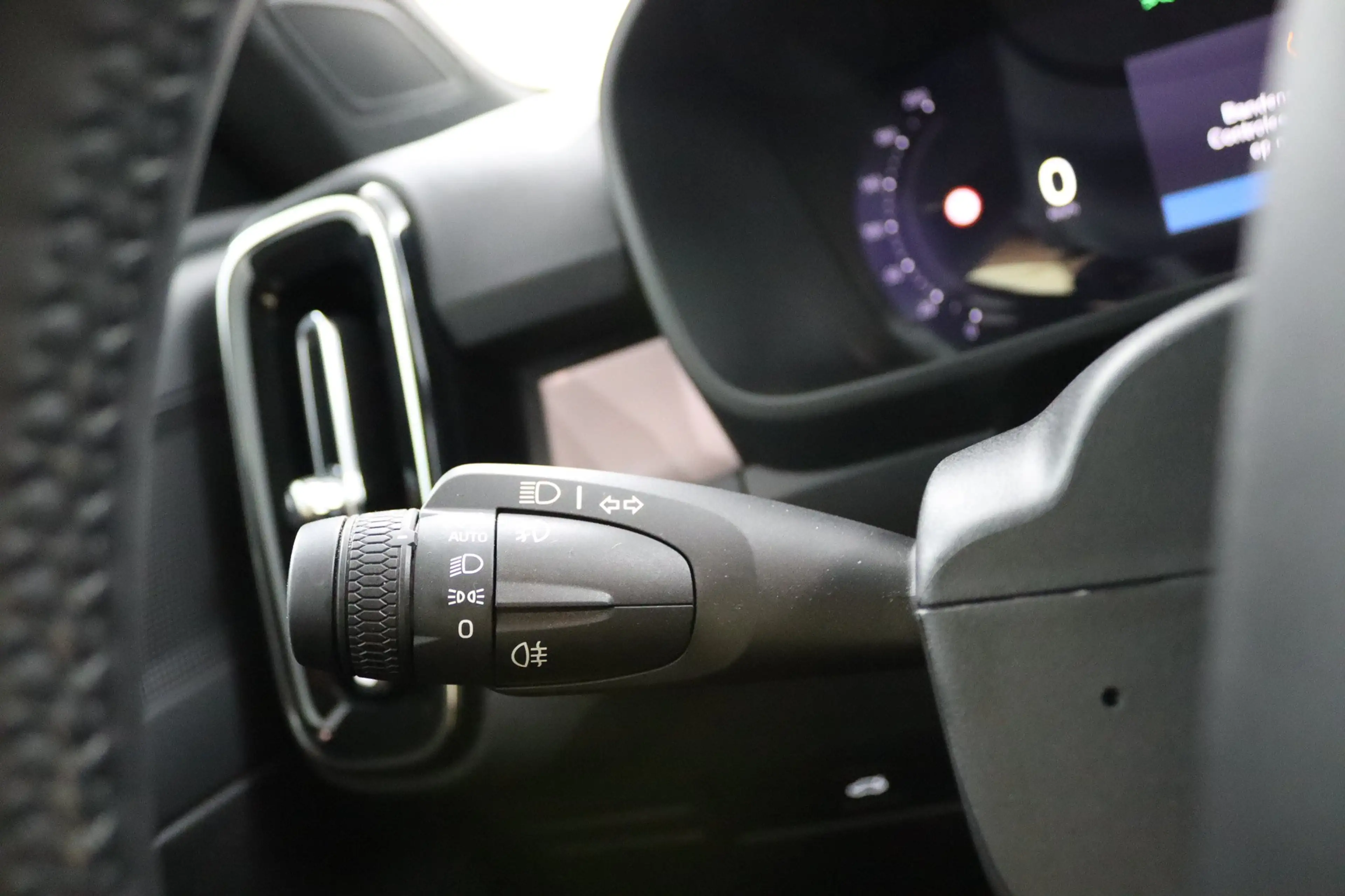 Volvo C40 Recharge Plus 69 kWh | Comfortstoel(en) | Cruise c — photo 36