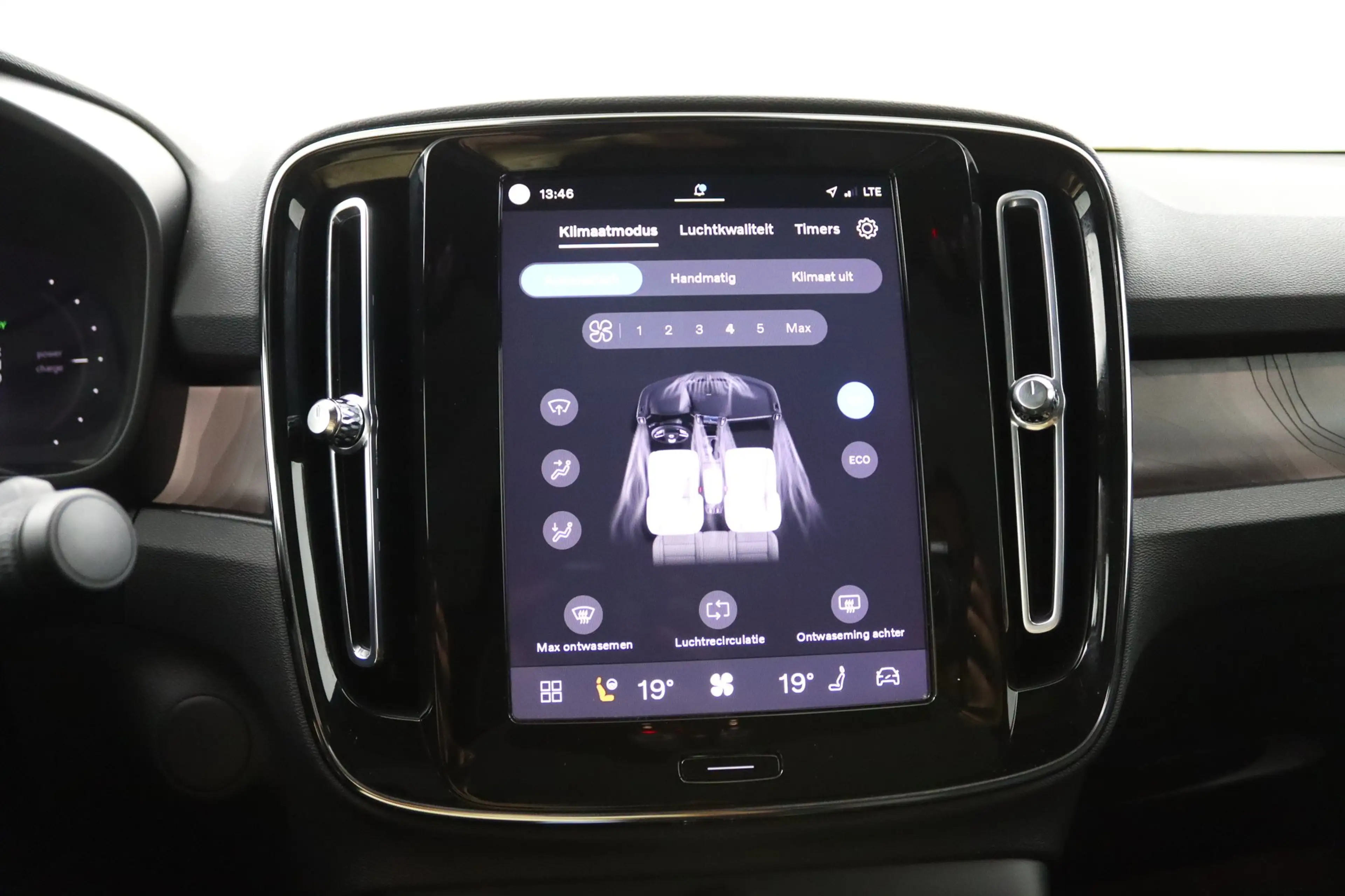 Volvo C40 Recharge Plus 69 kWh | Comfortstoel(en) | Cruise c — photo 10