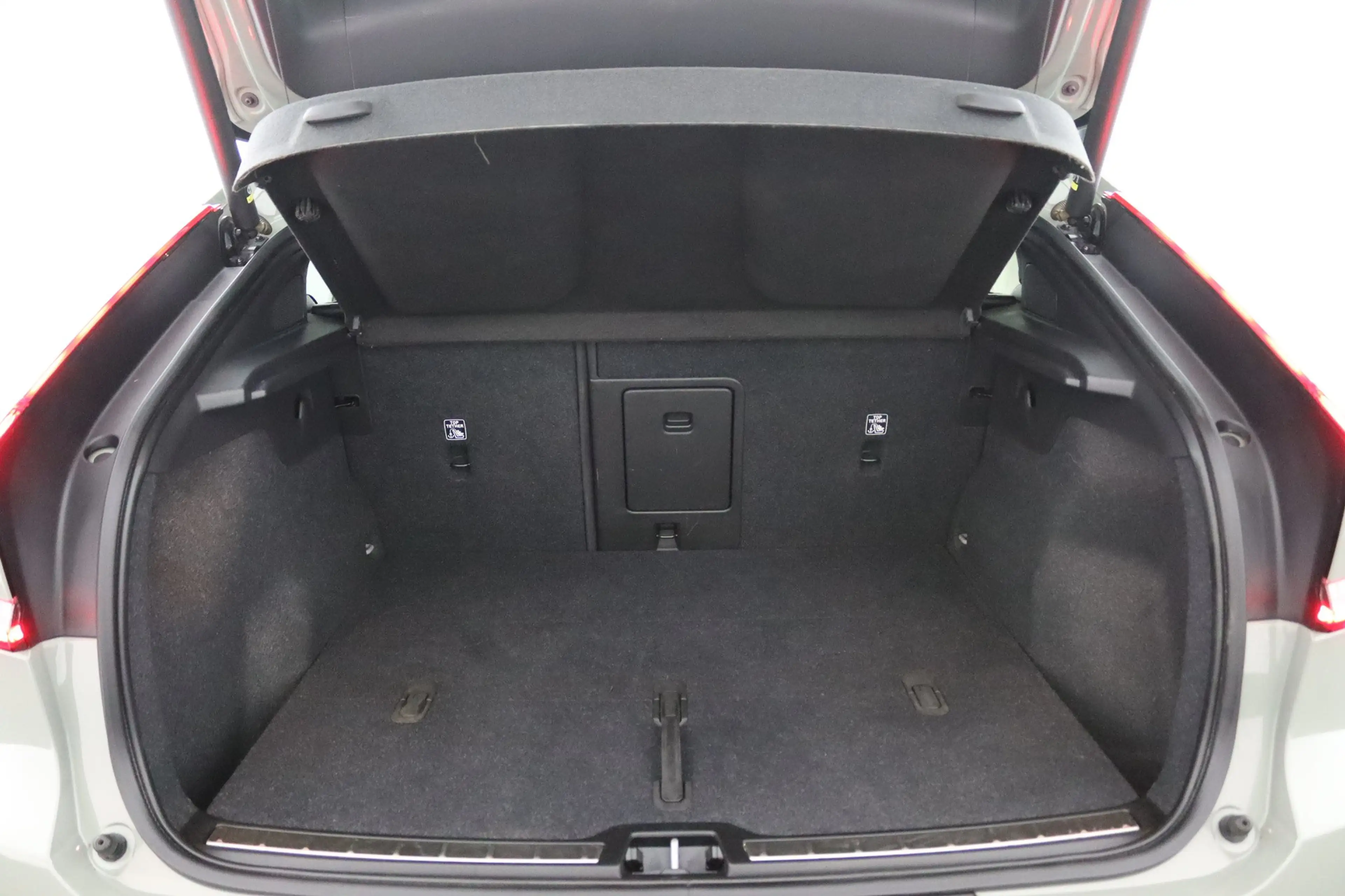 Volvo C40 Recharge Plus 69 kWh | Comfortstoel(en) | Cruise c — photo 13