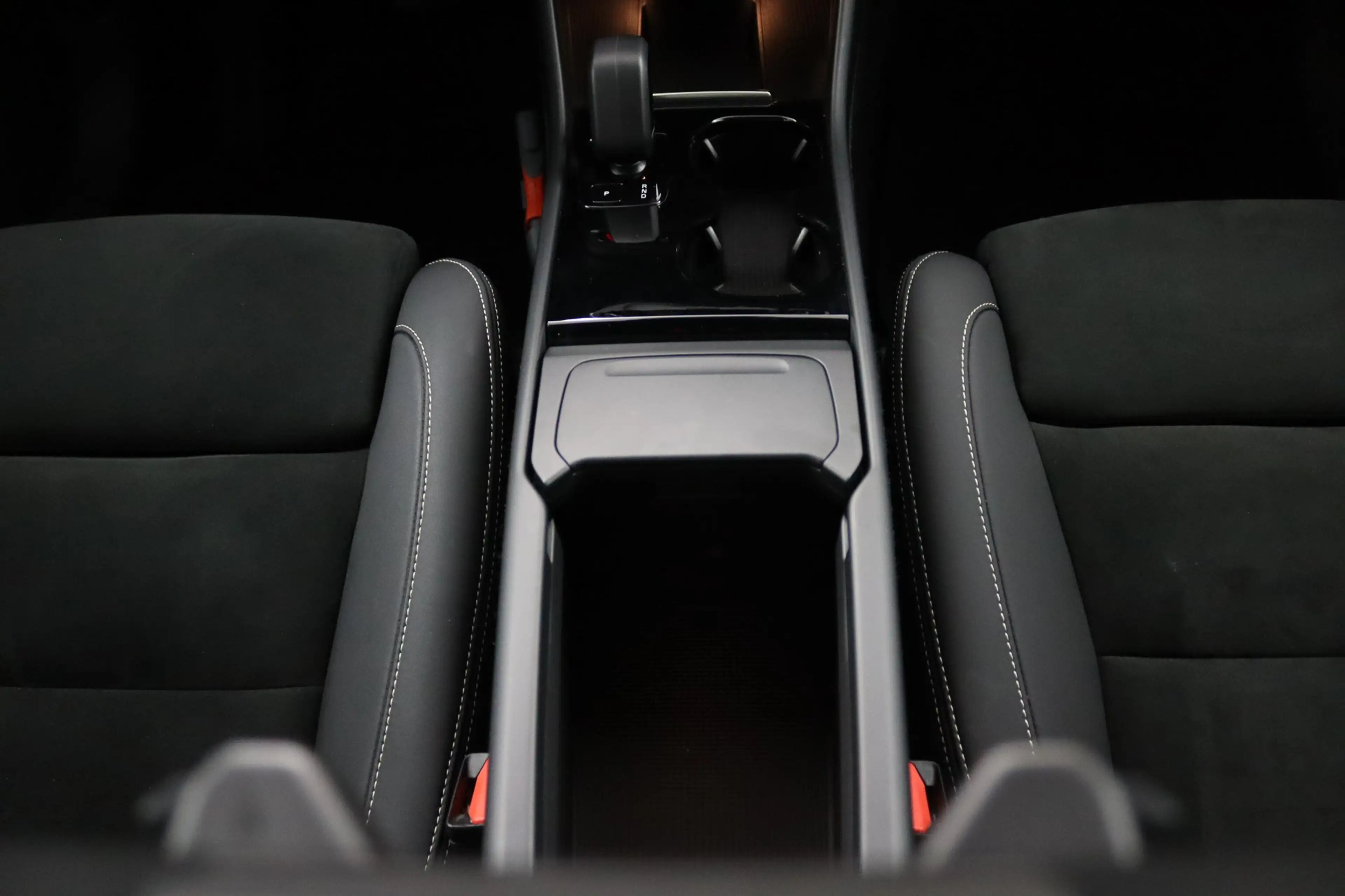 Volvo C40 Recharge Plus 69 kWh | Comfortstoel(en) | Cruise c — photo 27