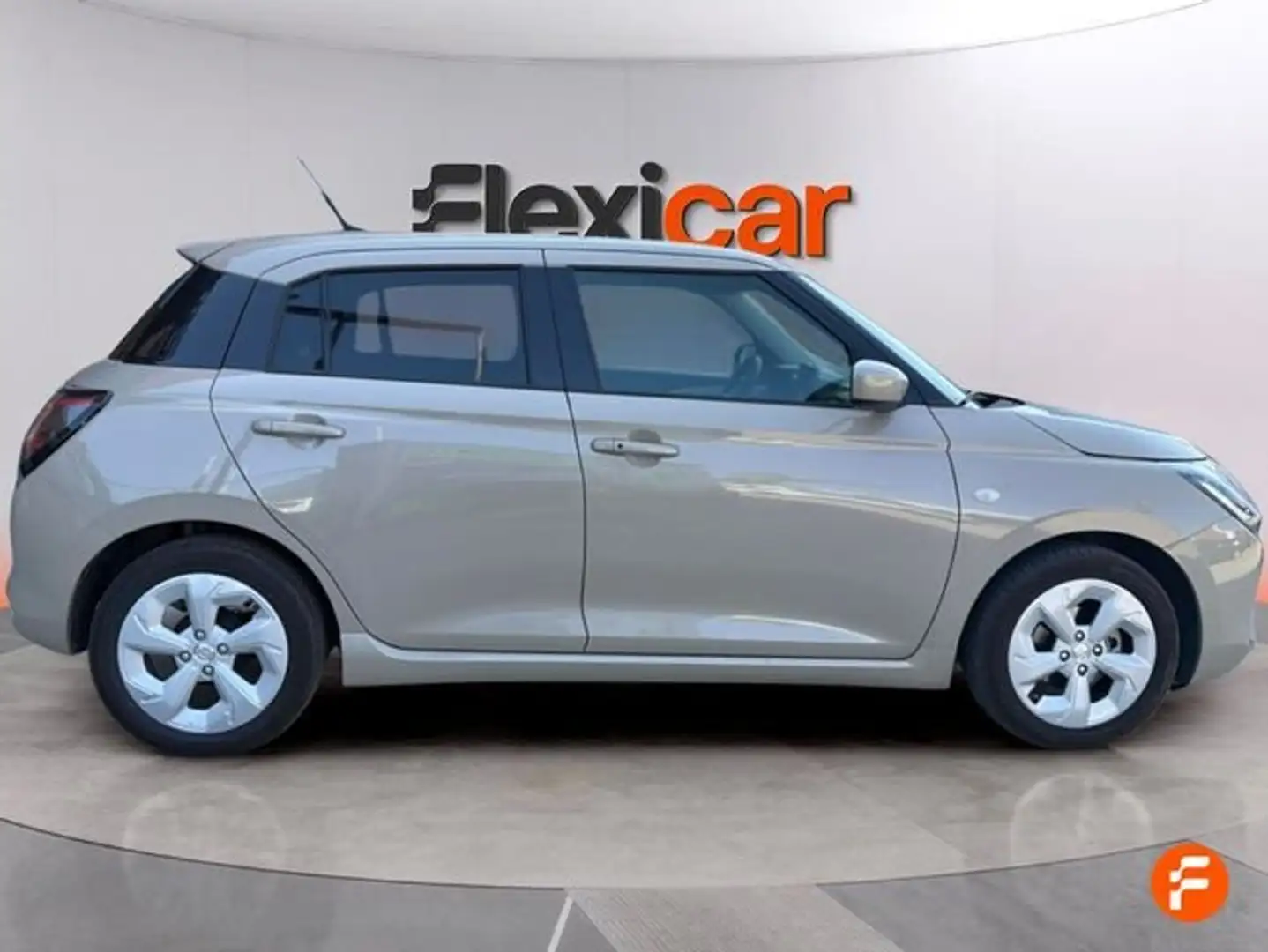 Suzuki Swift 1.2 S2 Mild Hybrid 4WD Beige - 2
