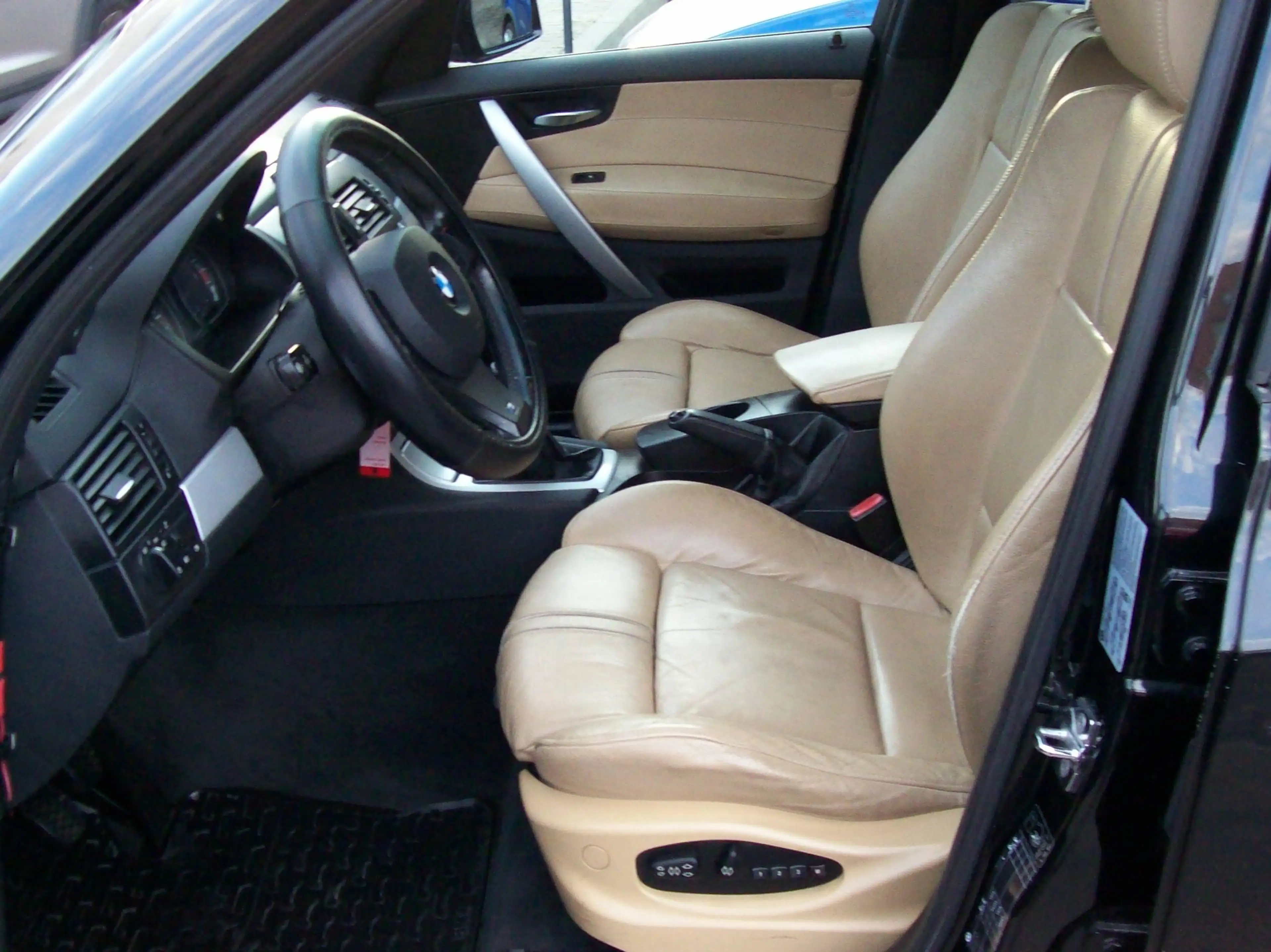 BMW X3 3.0 d — photo 14
