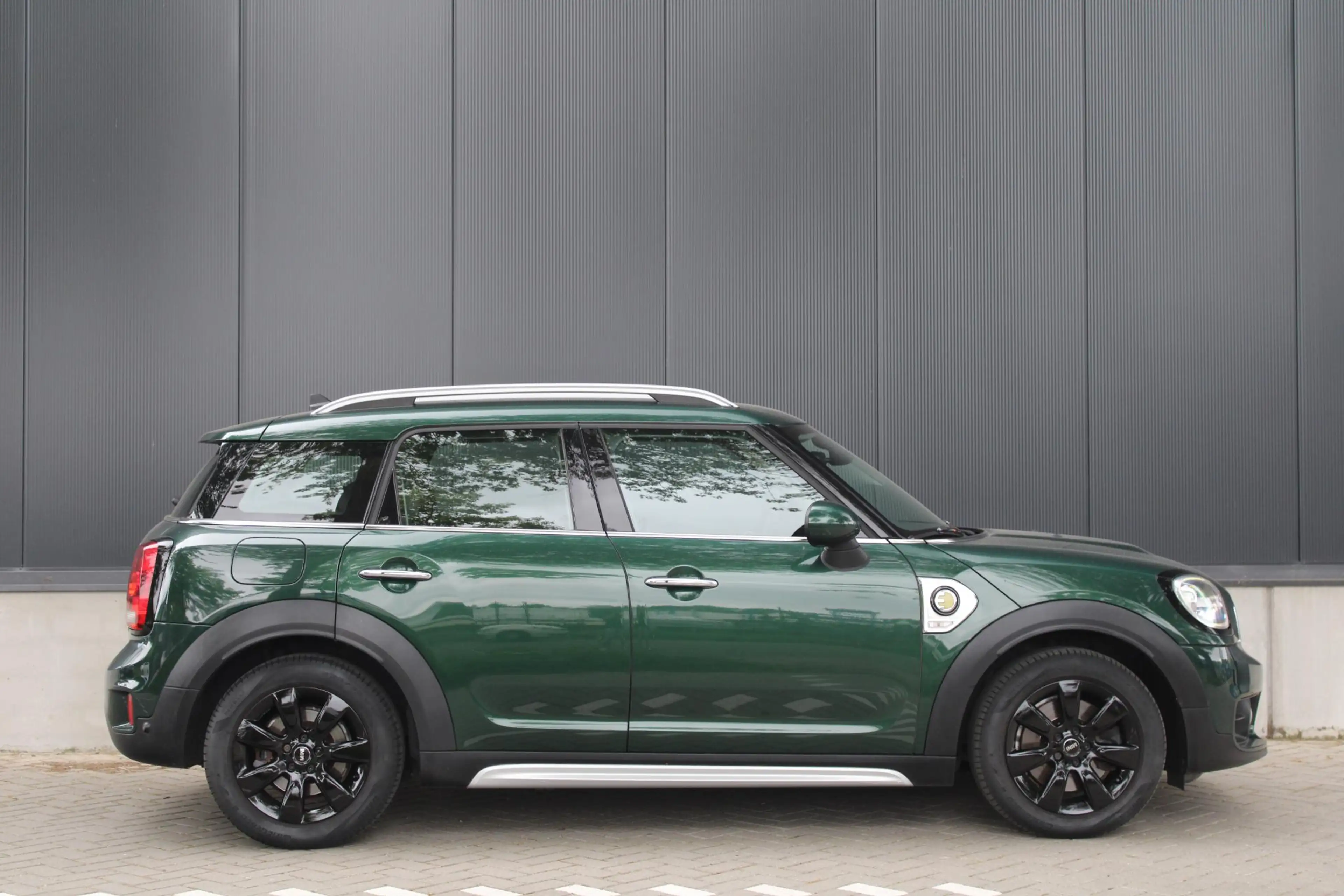 MINI Cooper SE Countryman 1.5 ALL4 Salt | Keyless | Navi. | DAB | Black Pack — photo 14