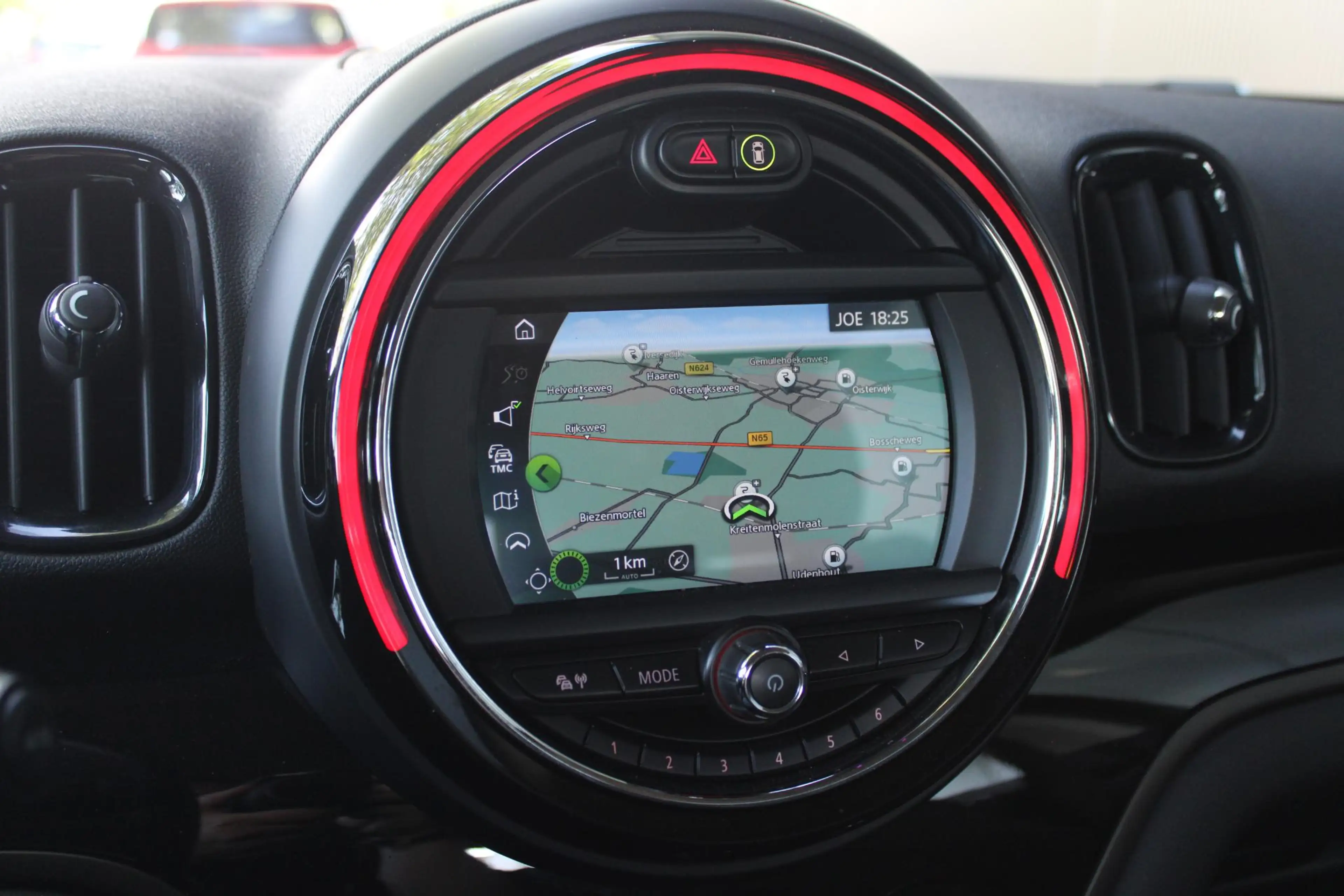 MINI Cooper SE Countryman 1.5 ALL4 Salt | Keyless | Navi. | DAB | Black Pack — photo 8