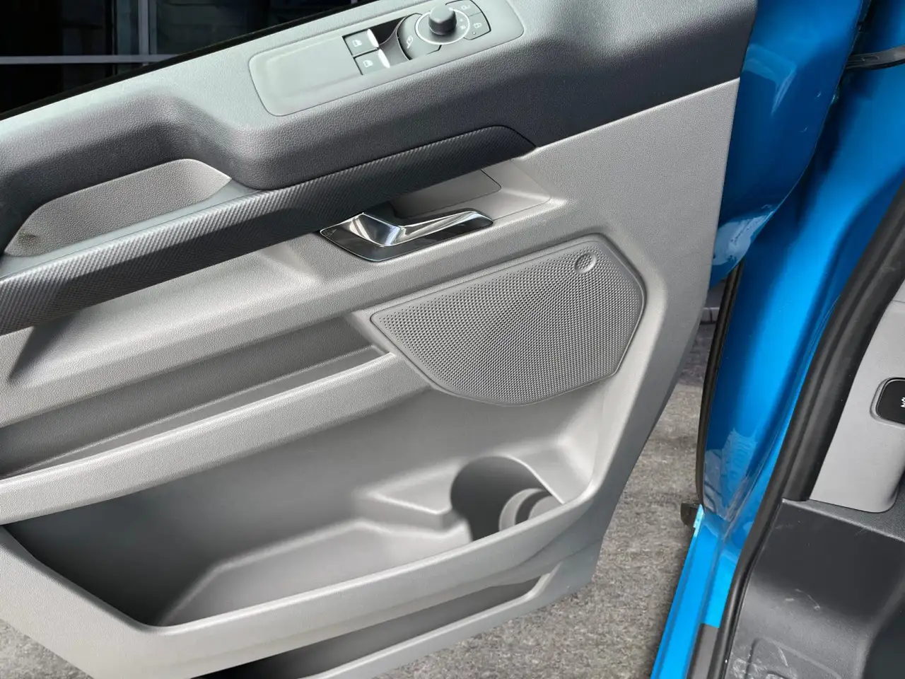 Ford Transit Custom DoKa Limited L2 Aut. BiLED*70l*Ka 14