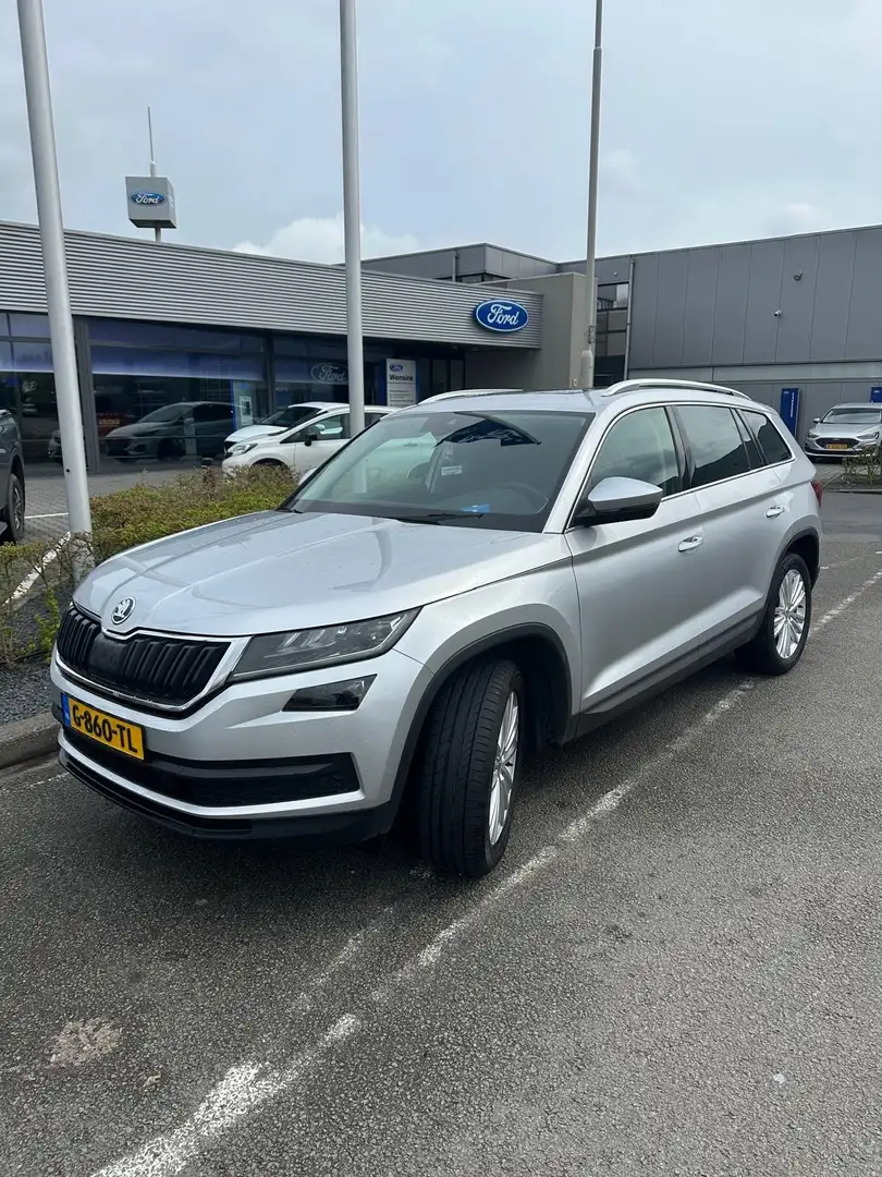 Skoda Kodiaq 1.5 TSI LTD BnsEd7p. Gris - 1