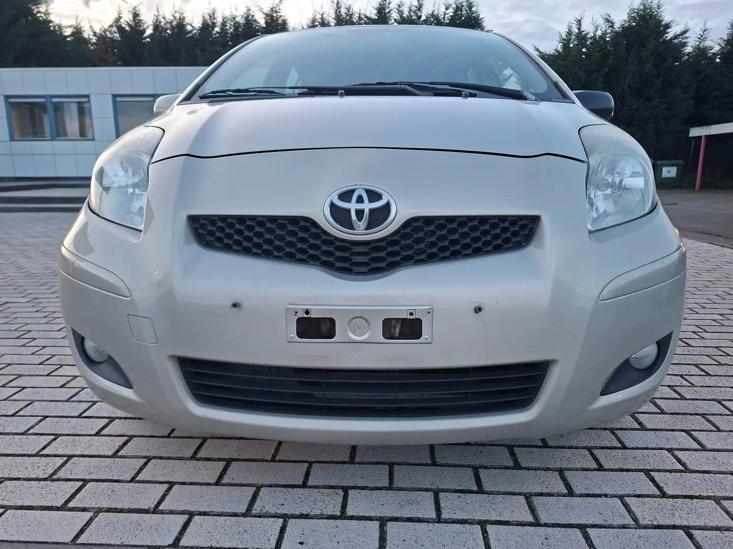 Toyota Yaris Yaris 1.3 VVT-i Cool | Airco | Bluethoot | Argent - 2