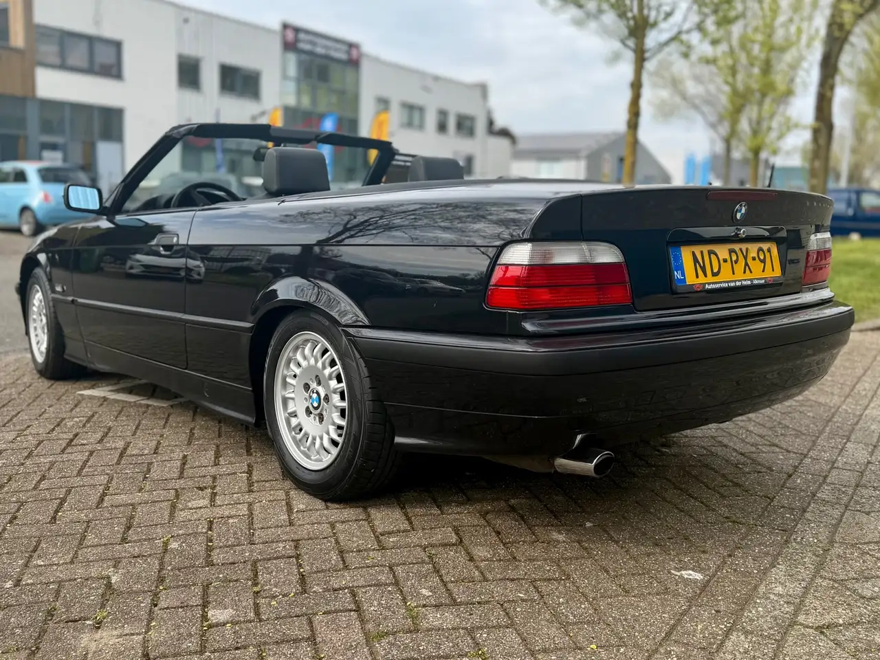 BMW 320 3-serie Cabrio 320i Executive, foto 8