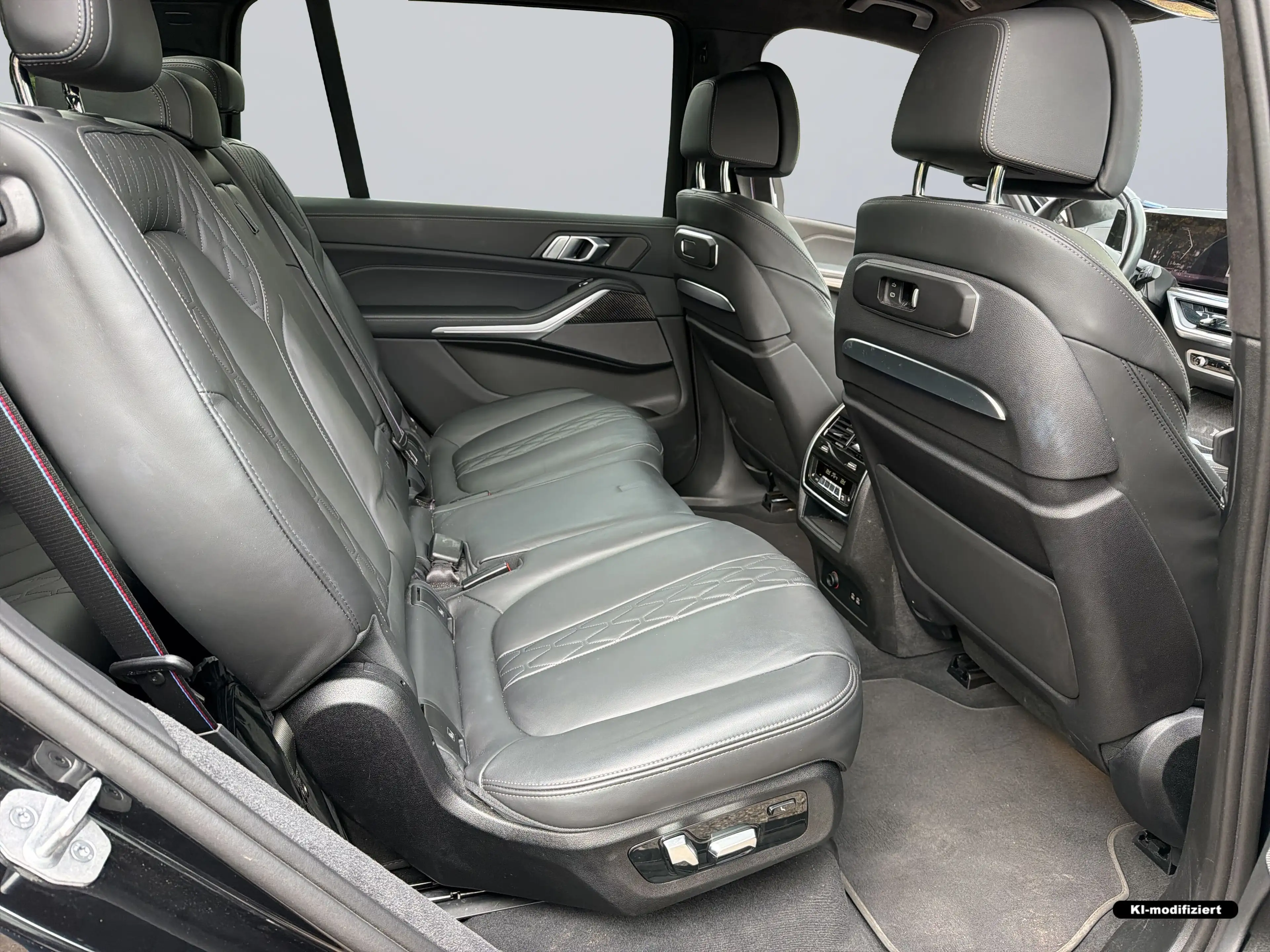 BMW X7 xDrive40d — photo 10