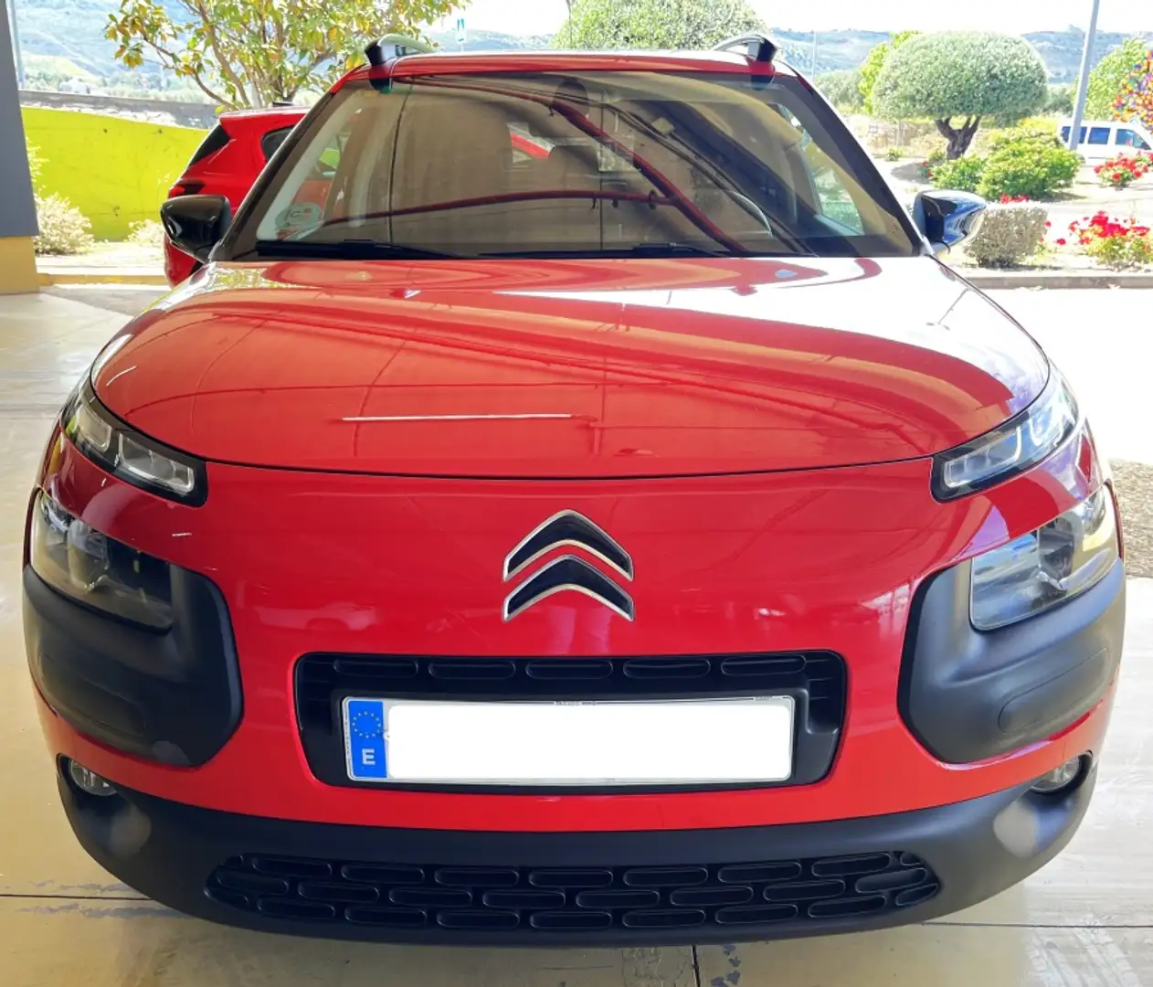 Citroen C4 Cactus 1.6 BlueHDi Feel Edition 100 Rojo - 2