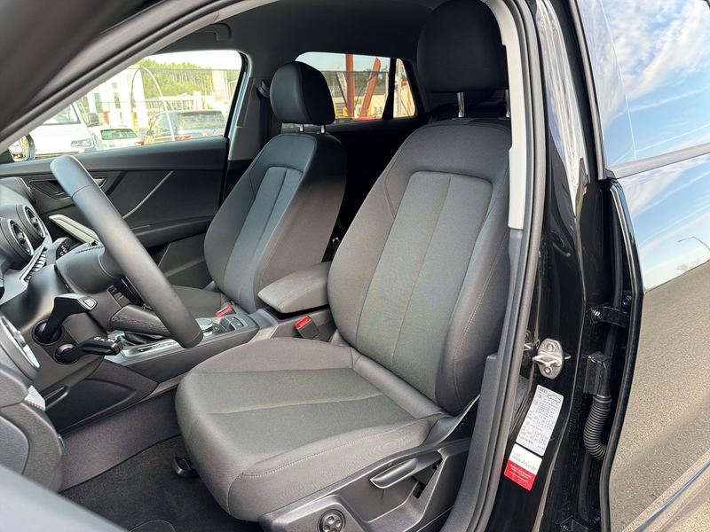 Audi Q2 35 TFSI admired — photo 10