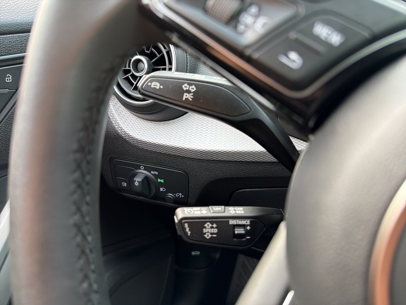 Audi Q2 35 TFSI admired — photo 12