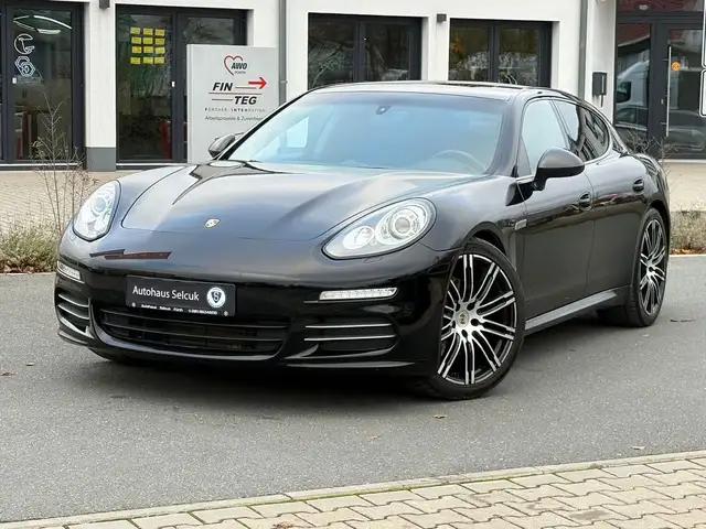 Porsche Panamera Edition *Glasdach*21zoll*Bose*Chrono*