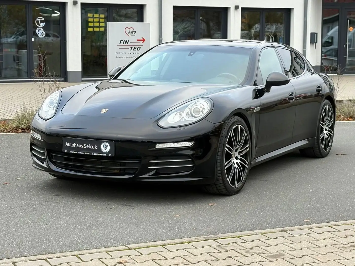 Porsche Panamera Edition *Glasdach*21zoll*Bose*Chrono* Schwarz - 2