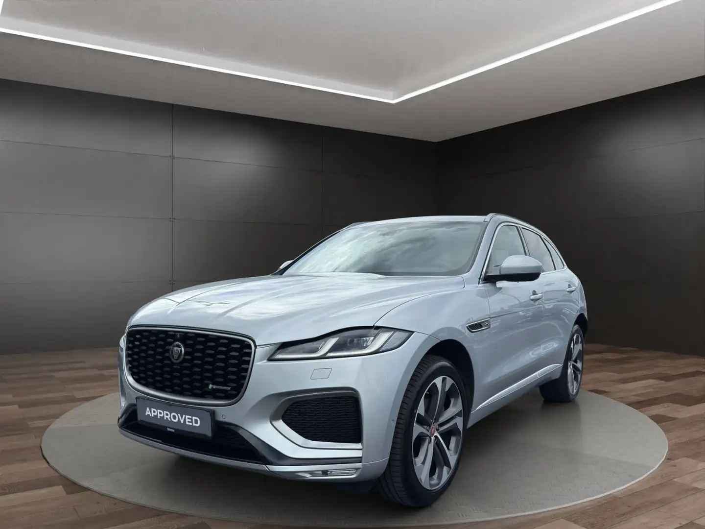 Jaguar F-Pace F-PACE D200 AWD R-Dynamic SE Серебристый - 1