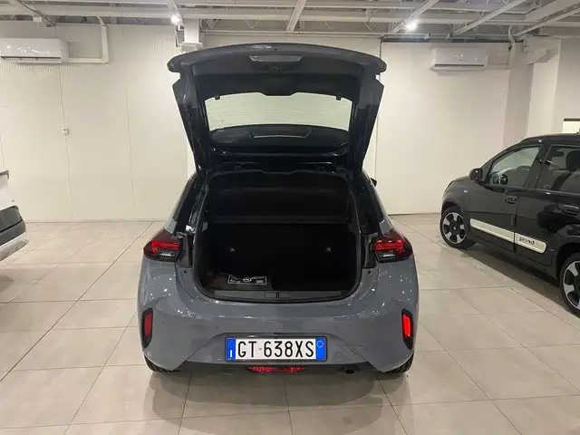Opel Corsa view 9