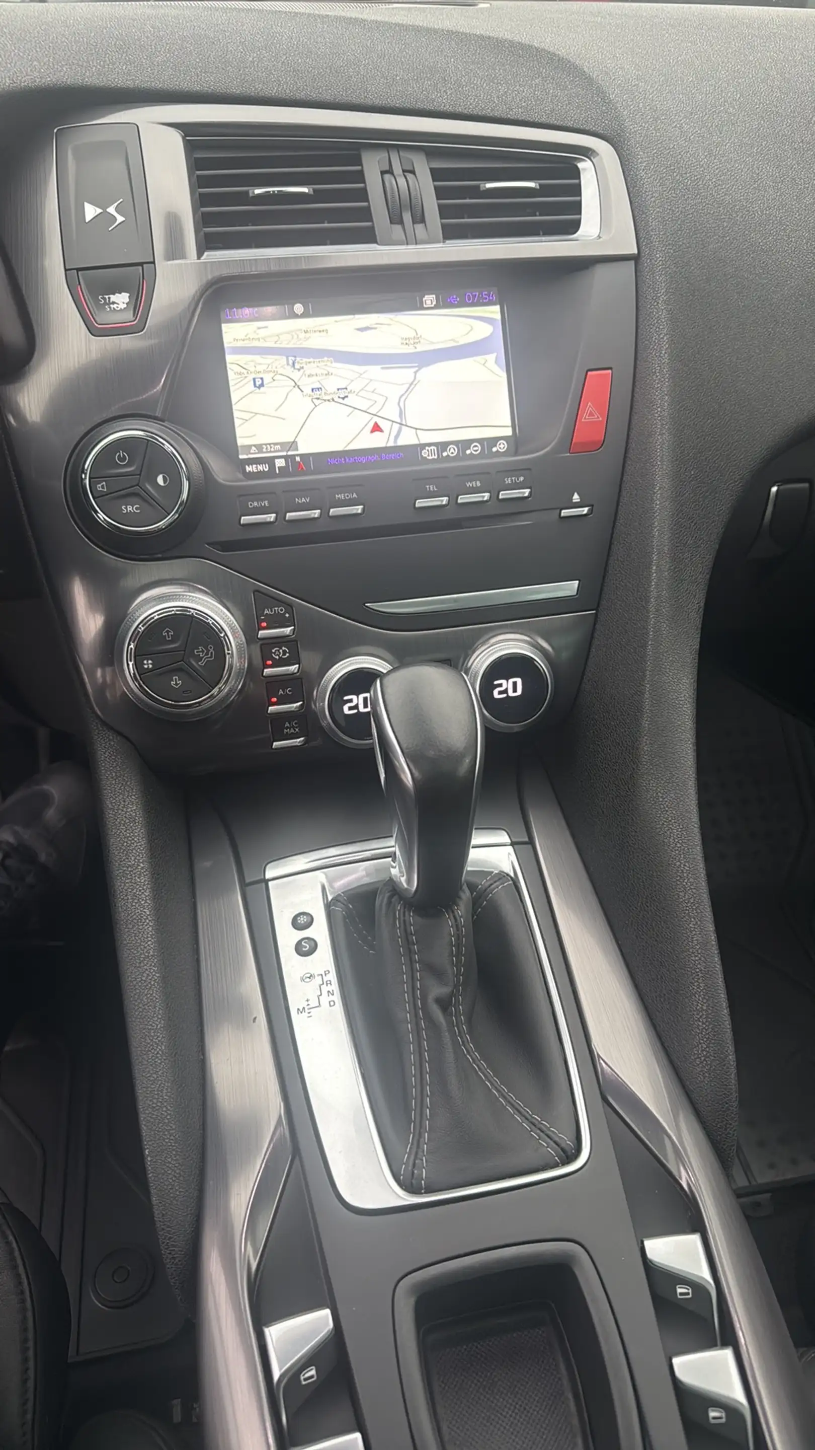 DS Automobiles DS 5 BlueHDi 180 EAT6 Denon Soundsystem — photo 12