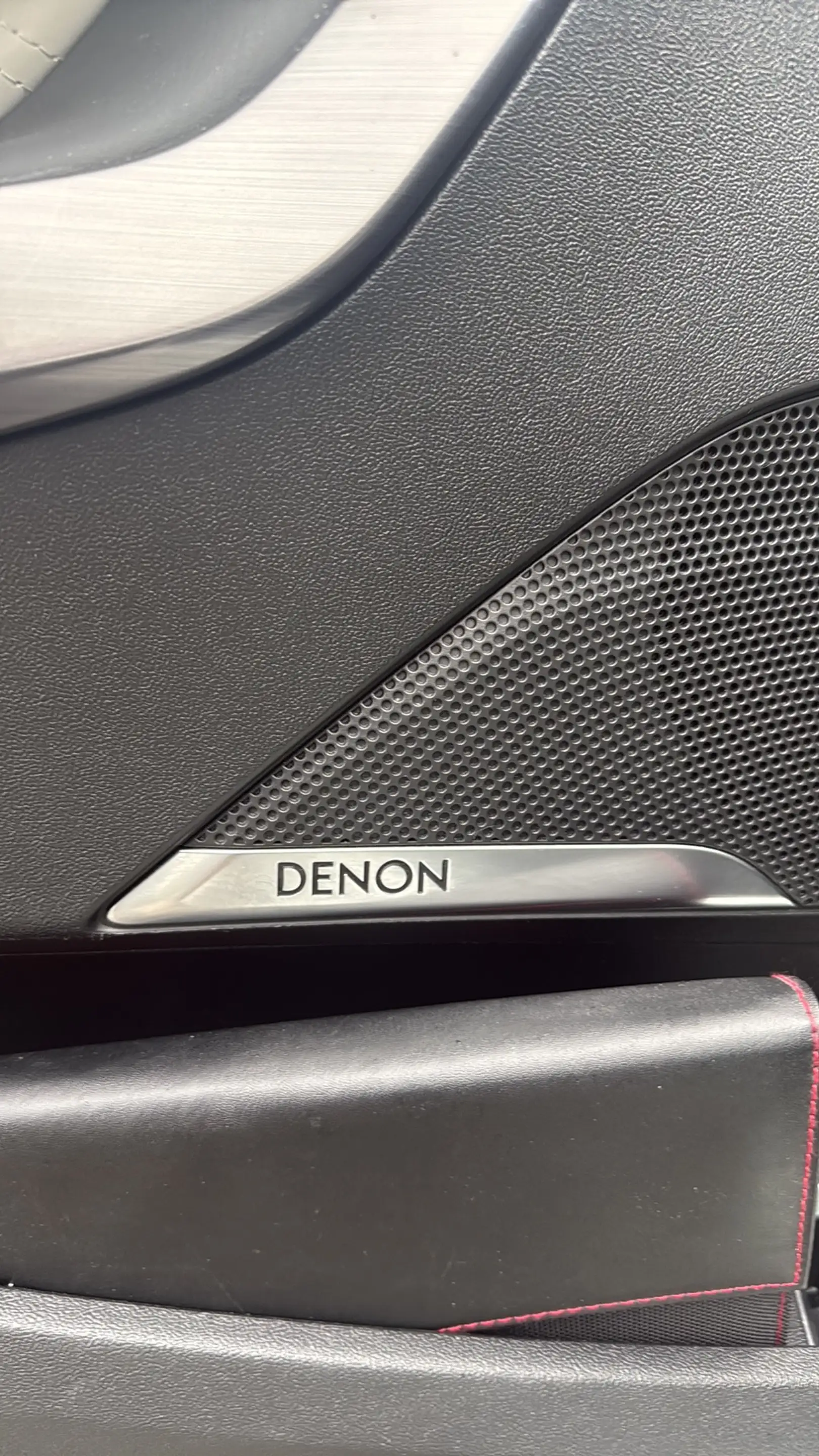 DS Automobiles DS 5 BlueHDi 180 EAT6 Denon Soundsystem — photo 14