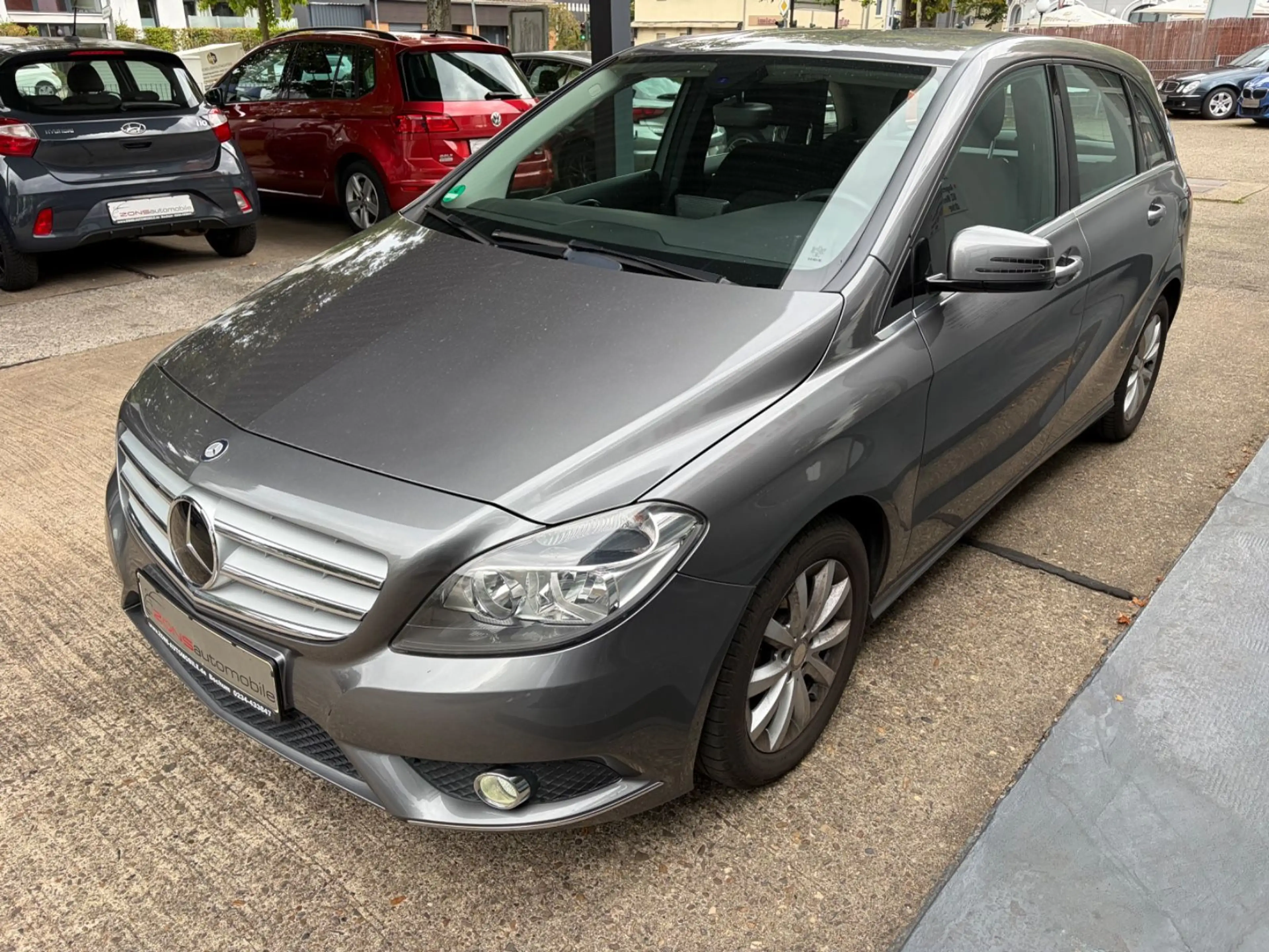 Mercedes-Benz B 180 +Navi+SHZ+Klima+Kamera+BT+LM+WR — photo 7
