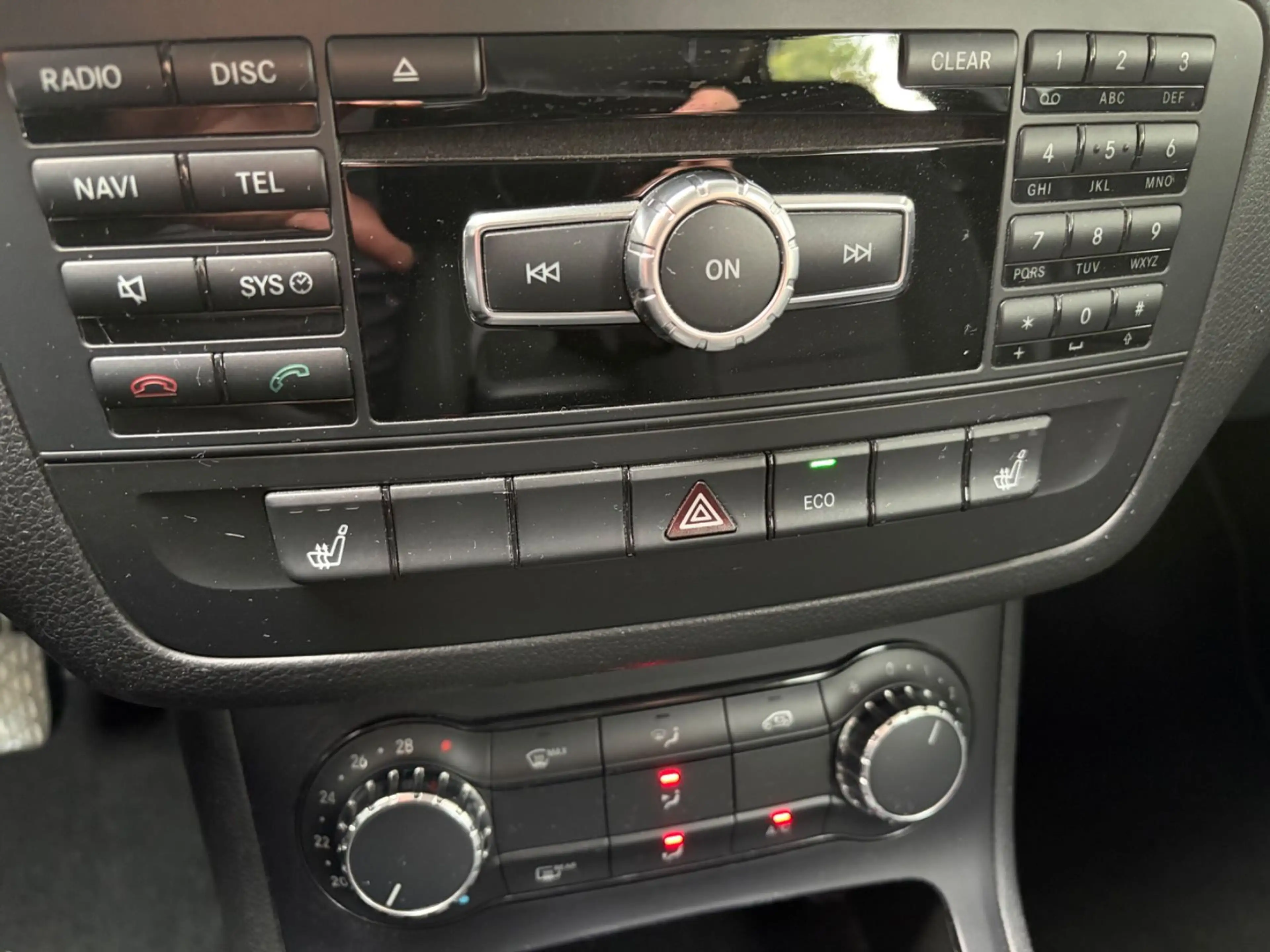 Mercedes-Benz B 180 +Navi+SHZ+Klima+Kamera+BT+LM+WR — photo 10