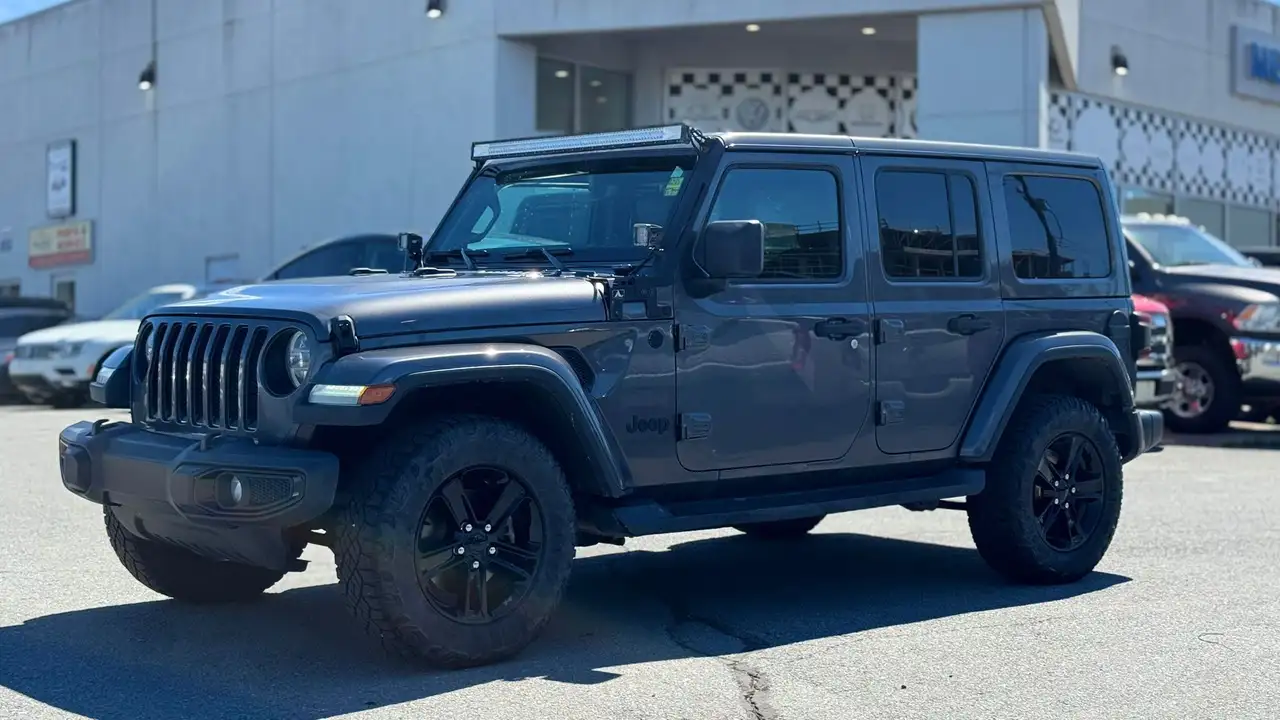 Jeep Wrangler photo Jeep Wrangler