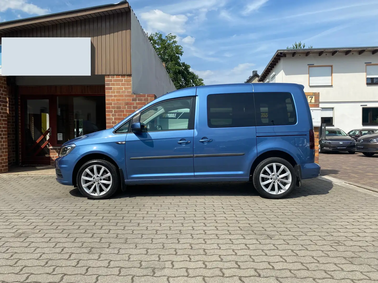 Volkswagen Caddy 2x Schiebetür  Sitzh. - AHK-"Navi"- Automatik!! Blau - 1