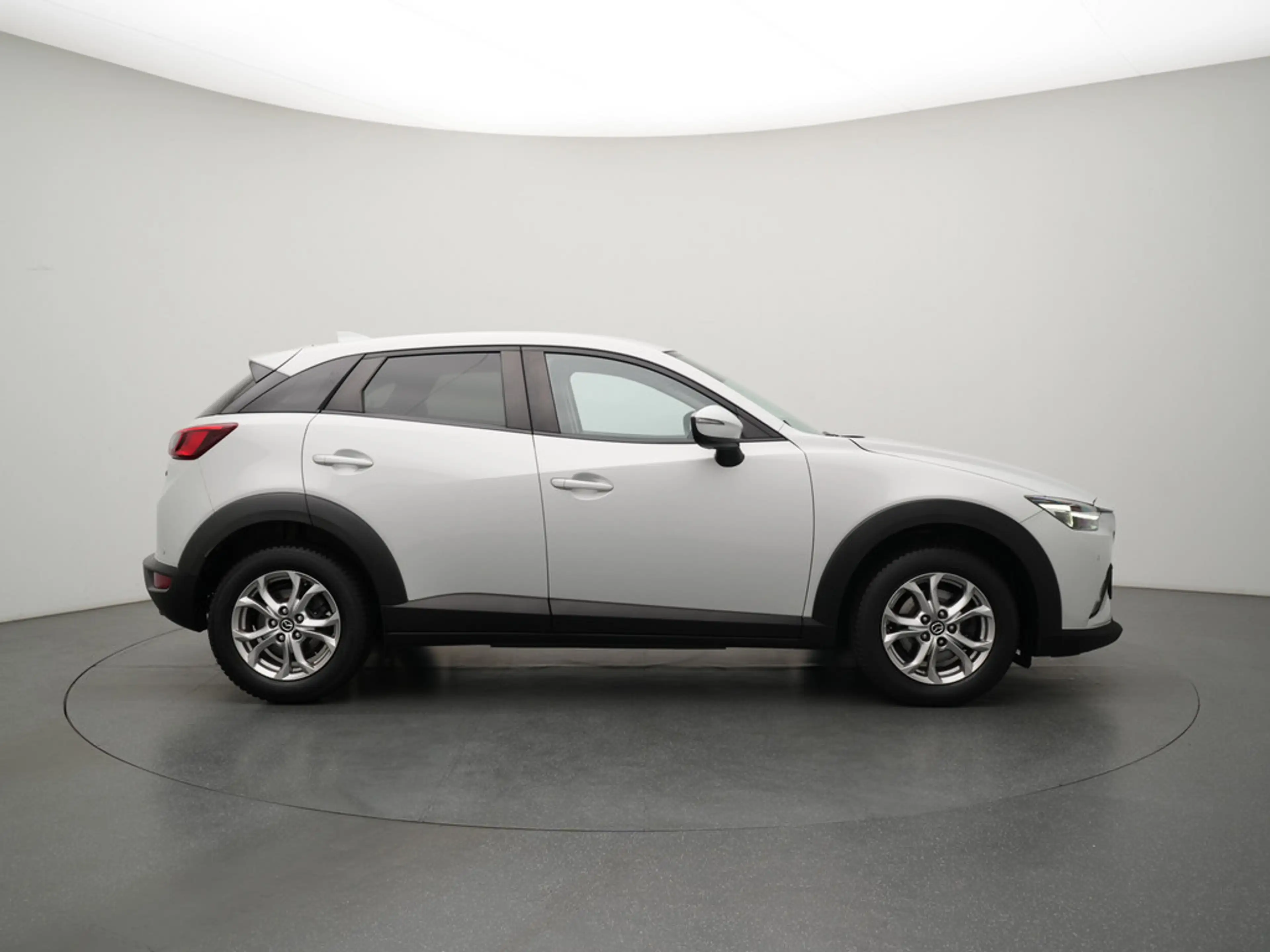 Mazda CX-3 Exclusive-Line LED SHZ NAVI PDC — photo 3