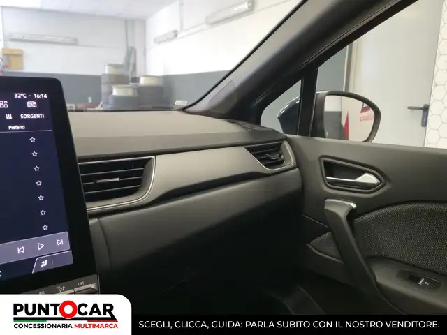 Renault Captur view 10