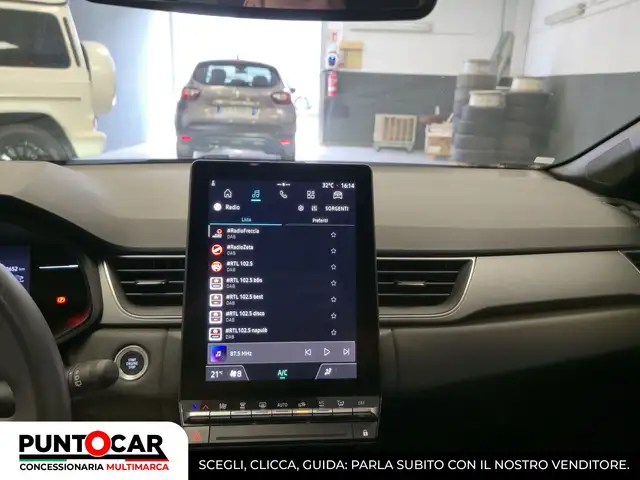 Renault Captur view 11