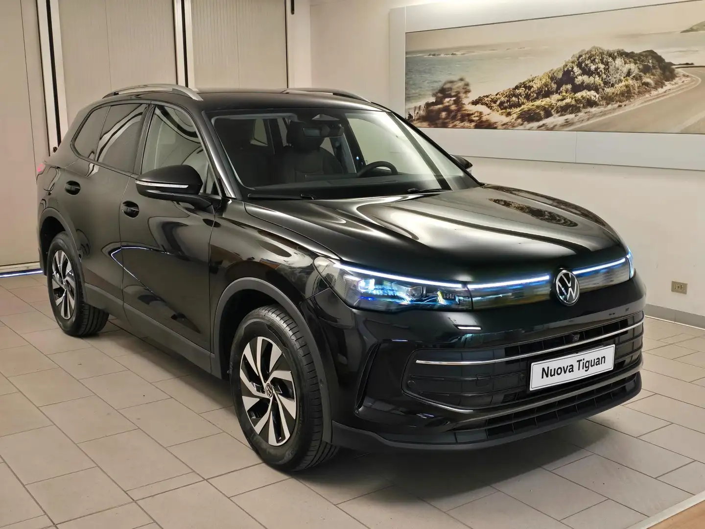 Volkswagen Tiguan 1.5 tsi ehybrid Edition Plus 204cv dsg Noir - 1