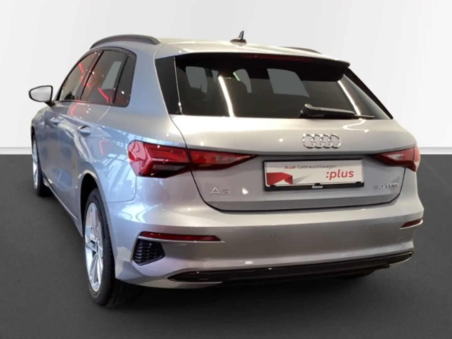 Audi A3 Sportback advanced 30TFSI S tronic LED SHZ AHK App Silber - 2