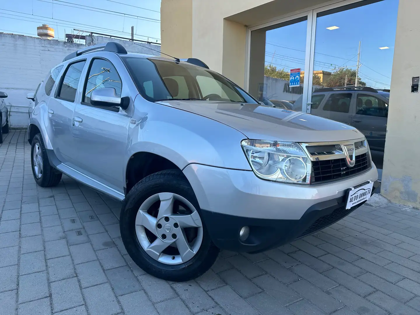Dacia Duster 1.5 dci GANCIO TRAINO Argento - 1