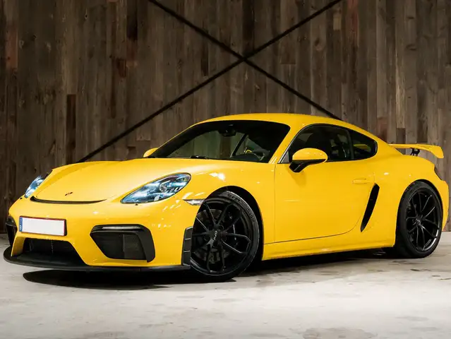 Porsche 718 Cayman GT4 / Clubsport / Racing Yellow