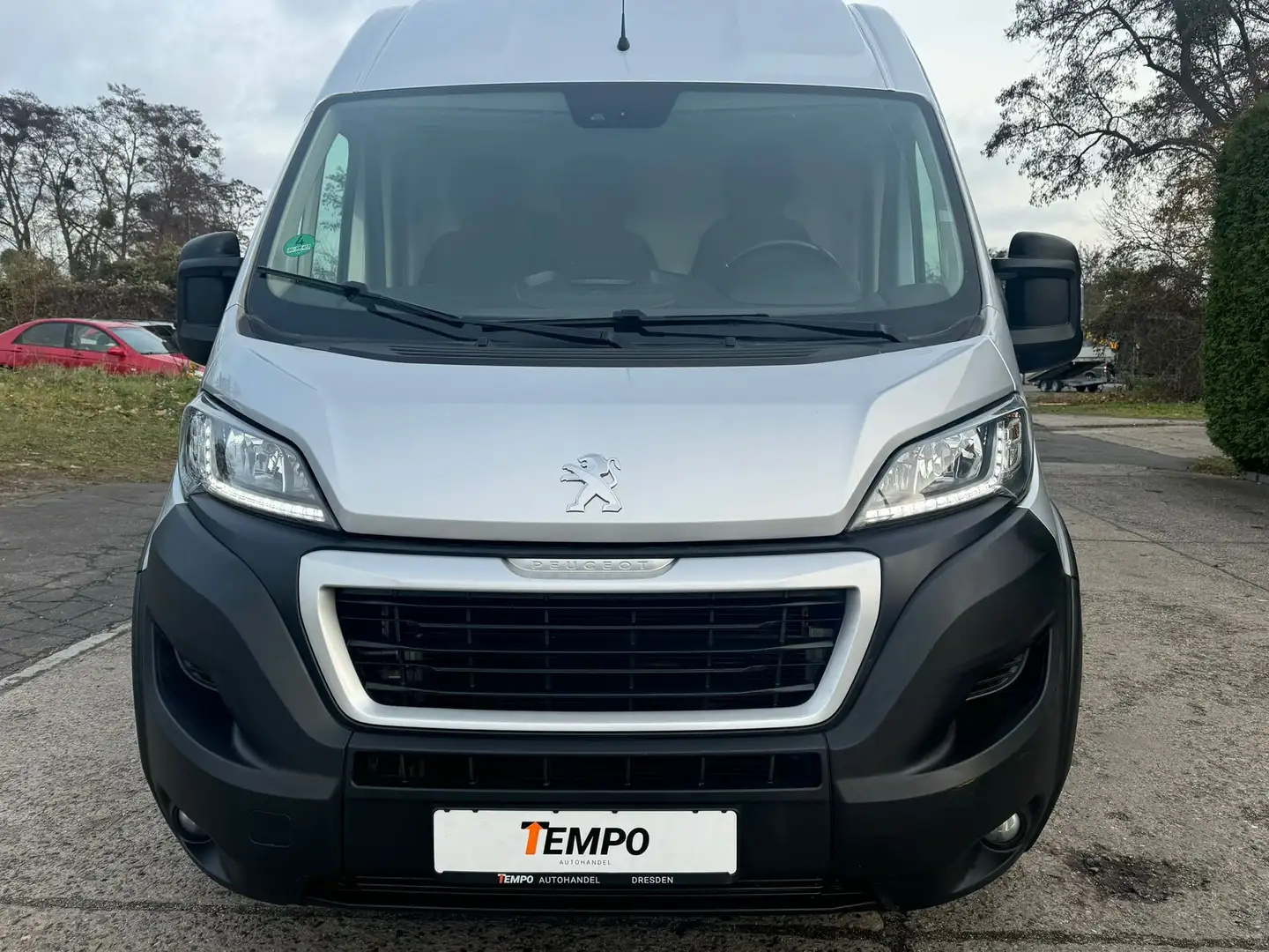 Peugeot Boxer 435 L4H2 Pro BlueHDi 165 Stop Argent - 2