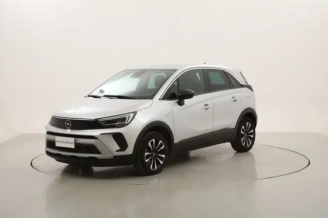 Opel Crossland X Elegance Business + Rearview Camera Pack 1.2