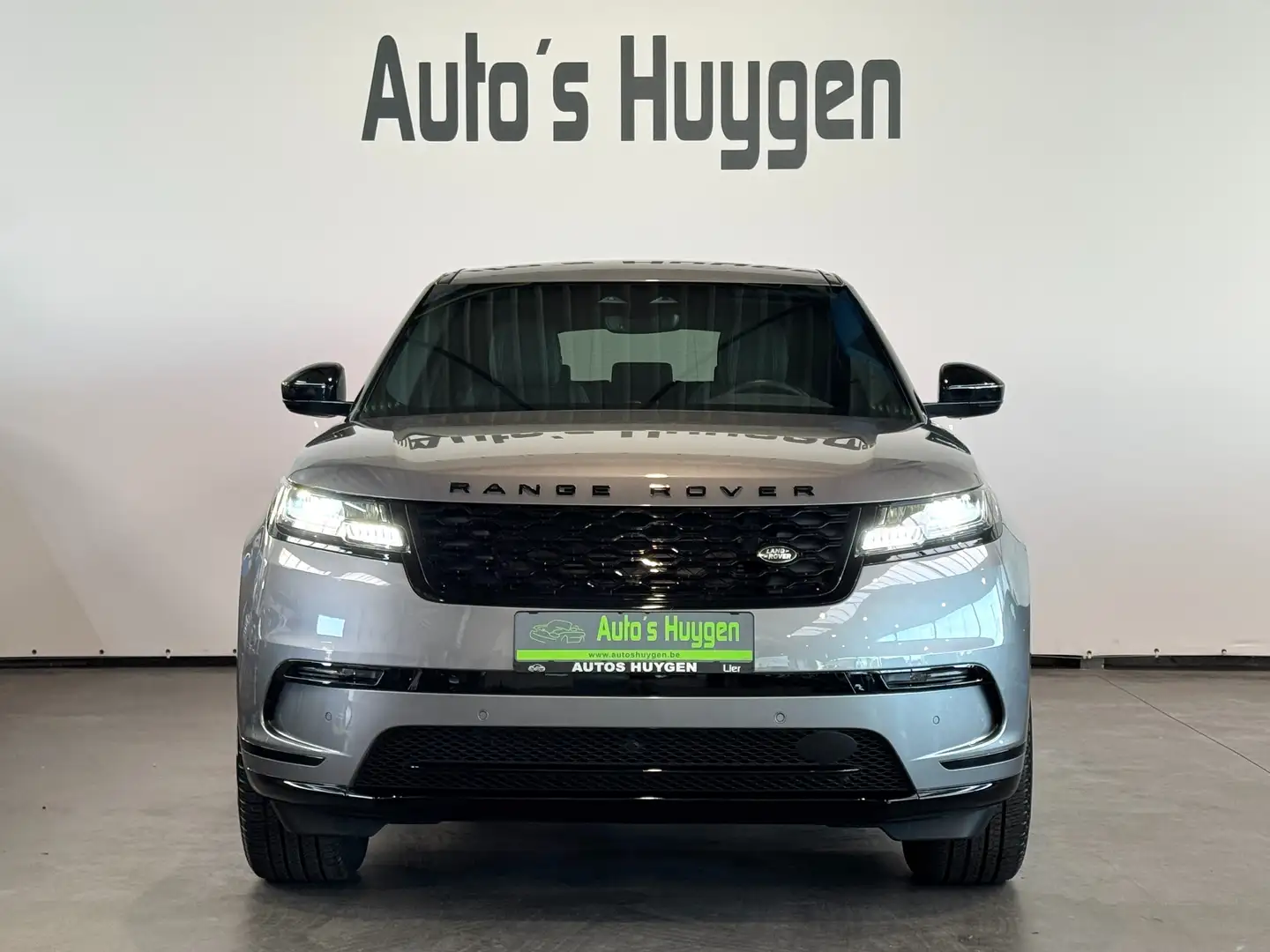 Land Rover Range Rover Velar 2.0 Turbo PHEV P400e siva - 2
