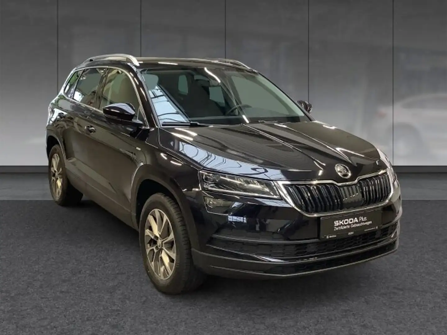 Skoda Karoq KAROQ TDI DSG 4X4 CLEVER **AHK*ACC*LED*COLUMBUS* Zwart - 2