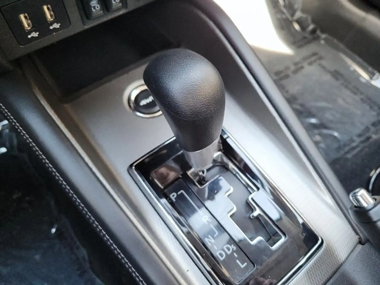 Mitsubishi RVR снимка Mitsubishi RVR