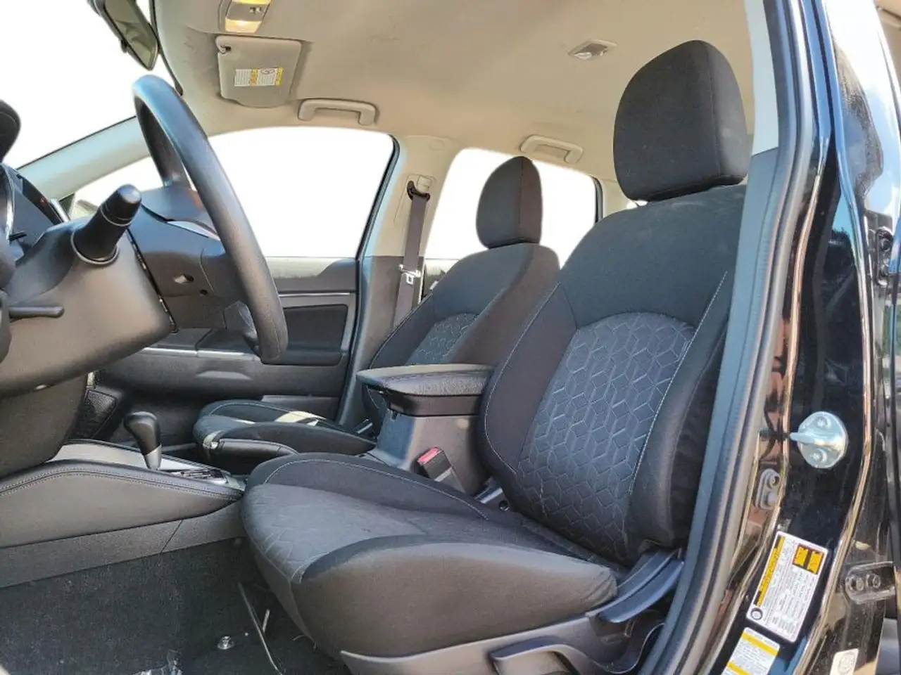 Mitsubishi RVR снимка Mitsubishi RVR