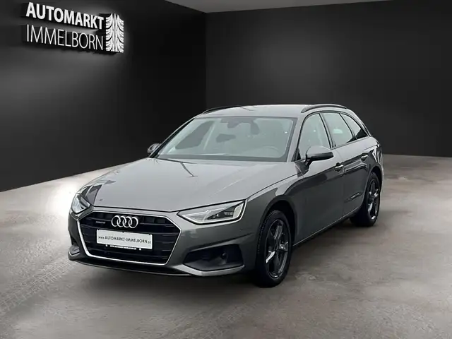 Audi A4 view 3