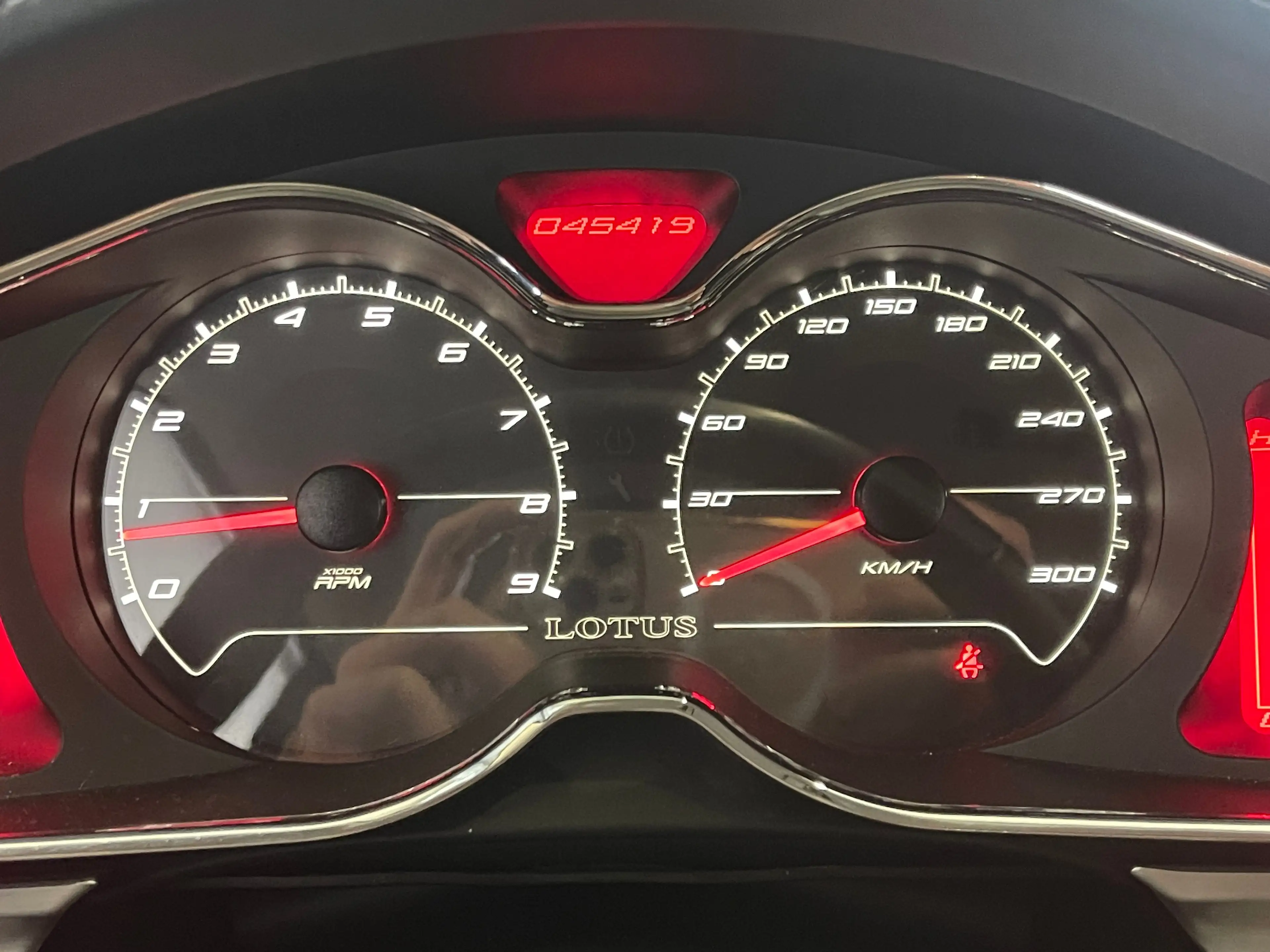 Lotus Evora 3.5 V6 - 2+0 Sportschaltgetriebe — photo 12