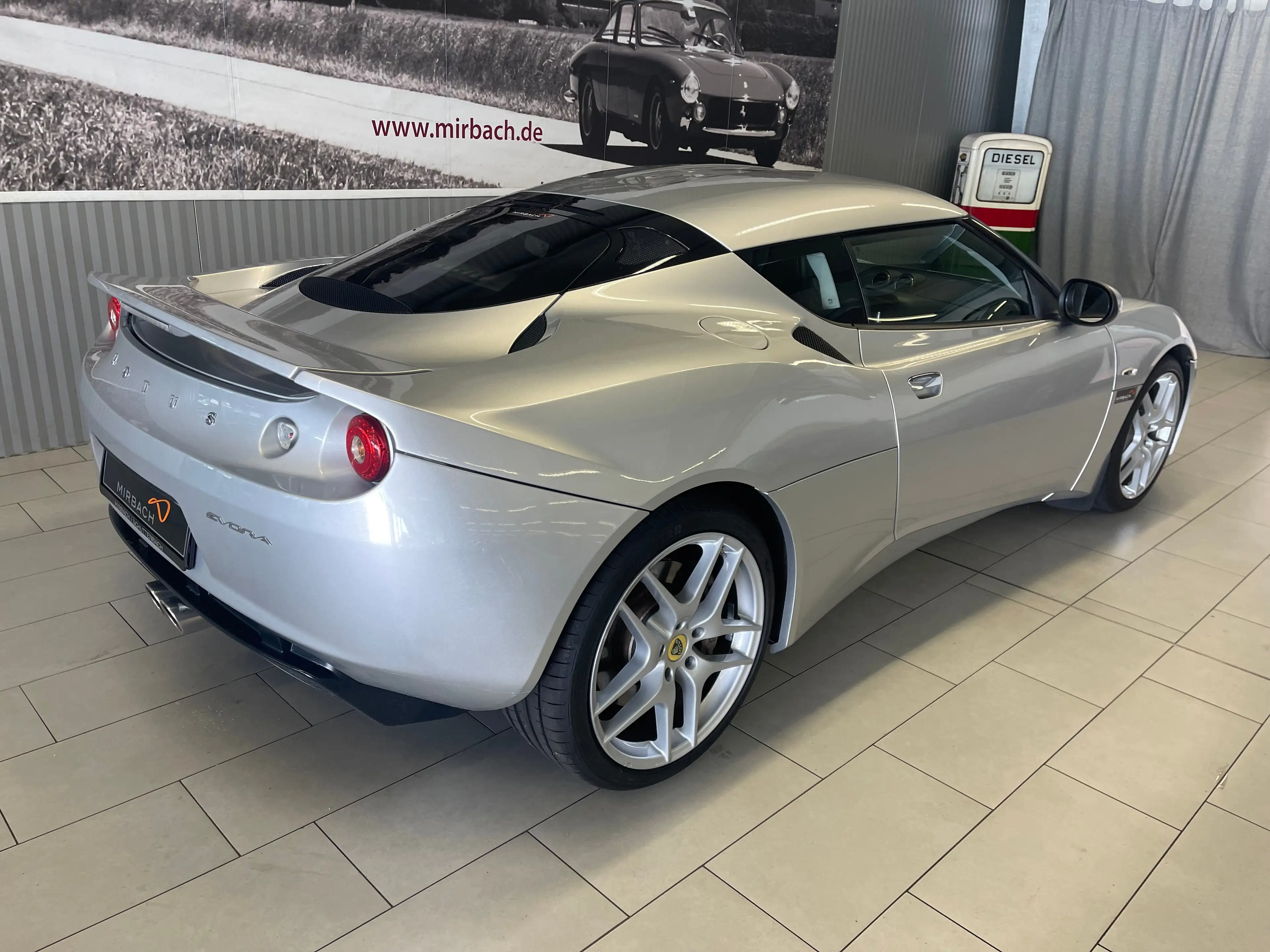 Lotus Evora 3.5 V6 - 2+0 Sportschaltgetriebe — photo 8
